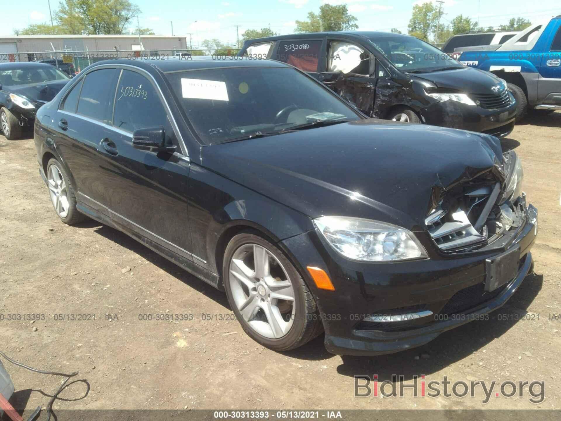 Photo WDDGF8BB4BR134959 - MERCEDES-BENZ C-CLASS 2011