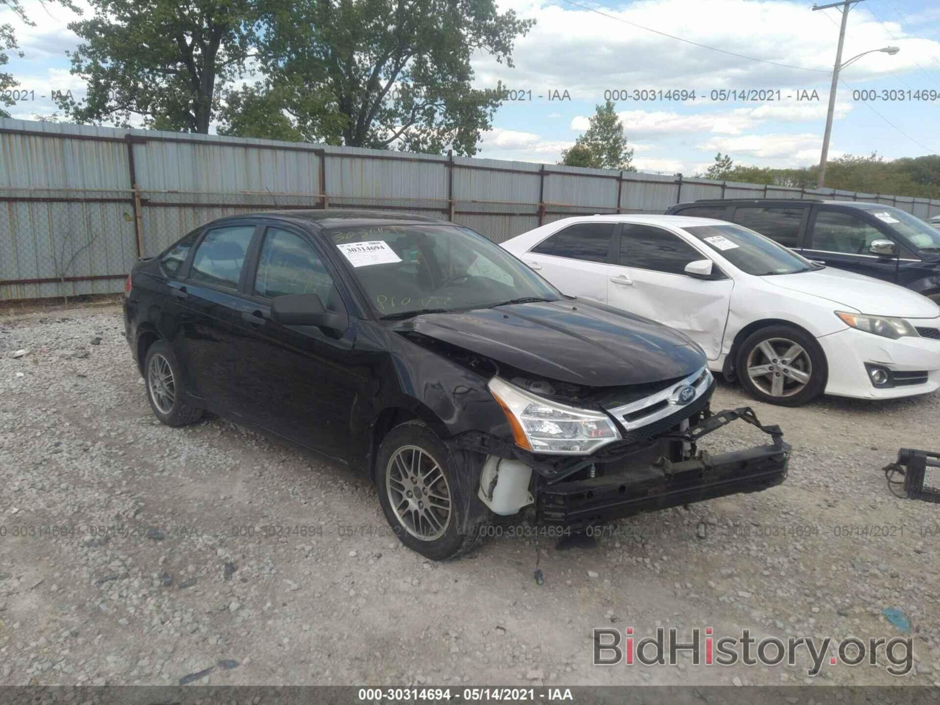 Photo 1FAHP3FNXAW151404 - FORD FOCUS 2010