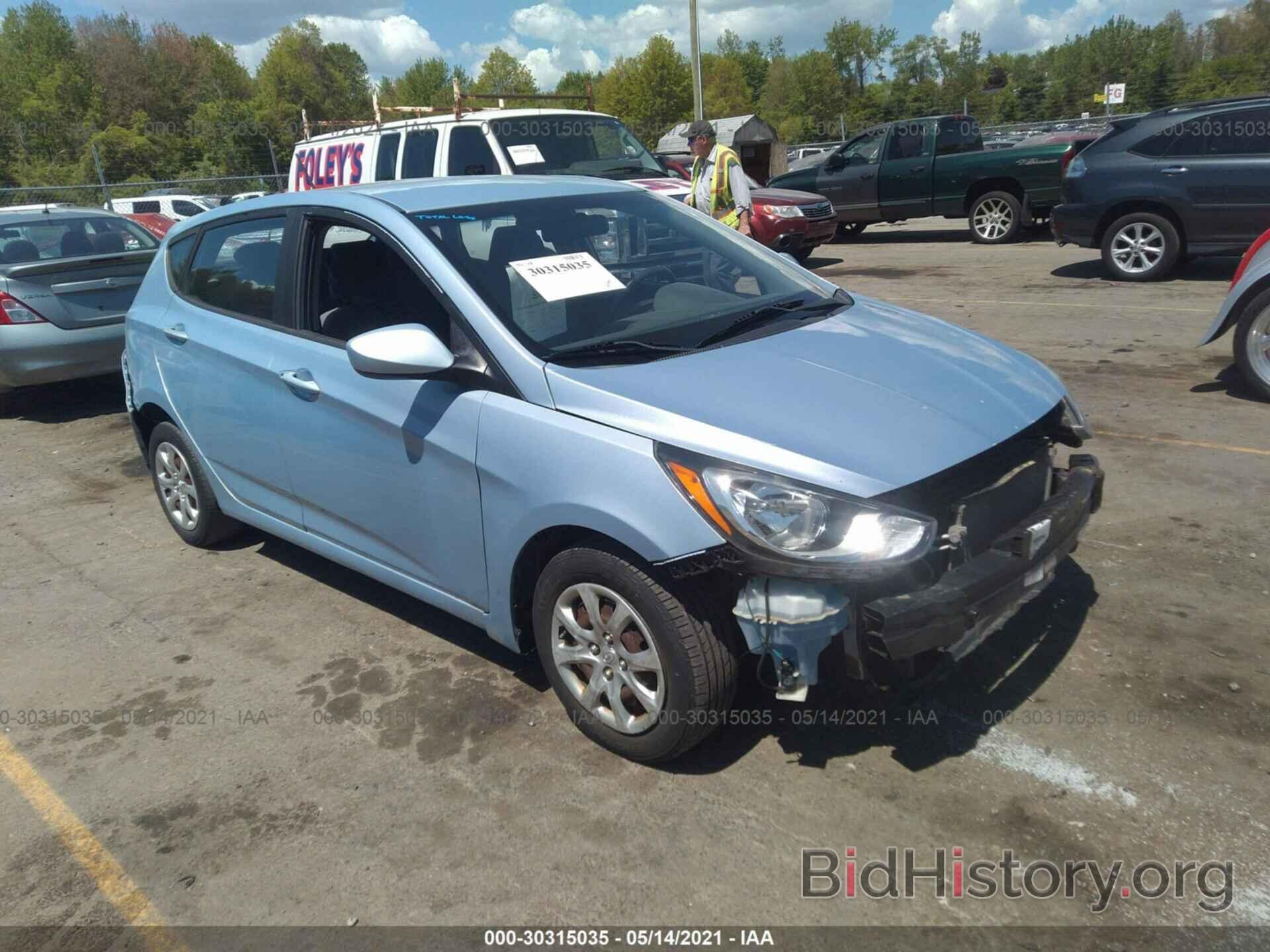 Photo KMHCT5AE5DU114436 - HYUNDAI ACCENT 2013