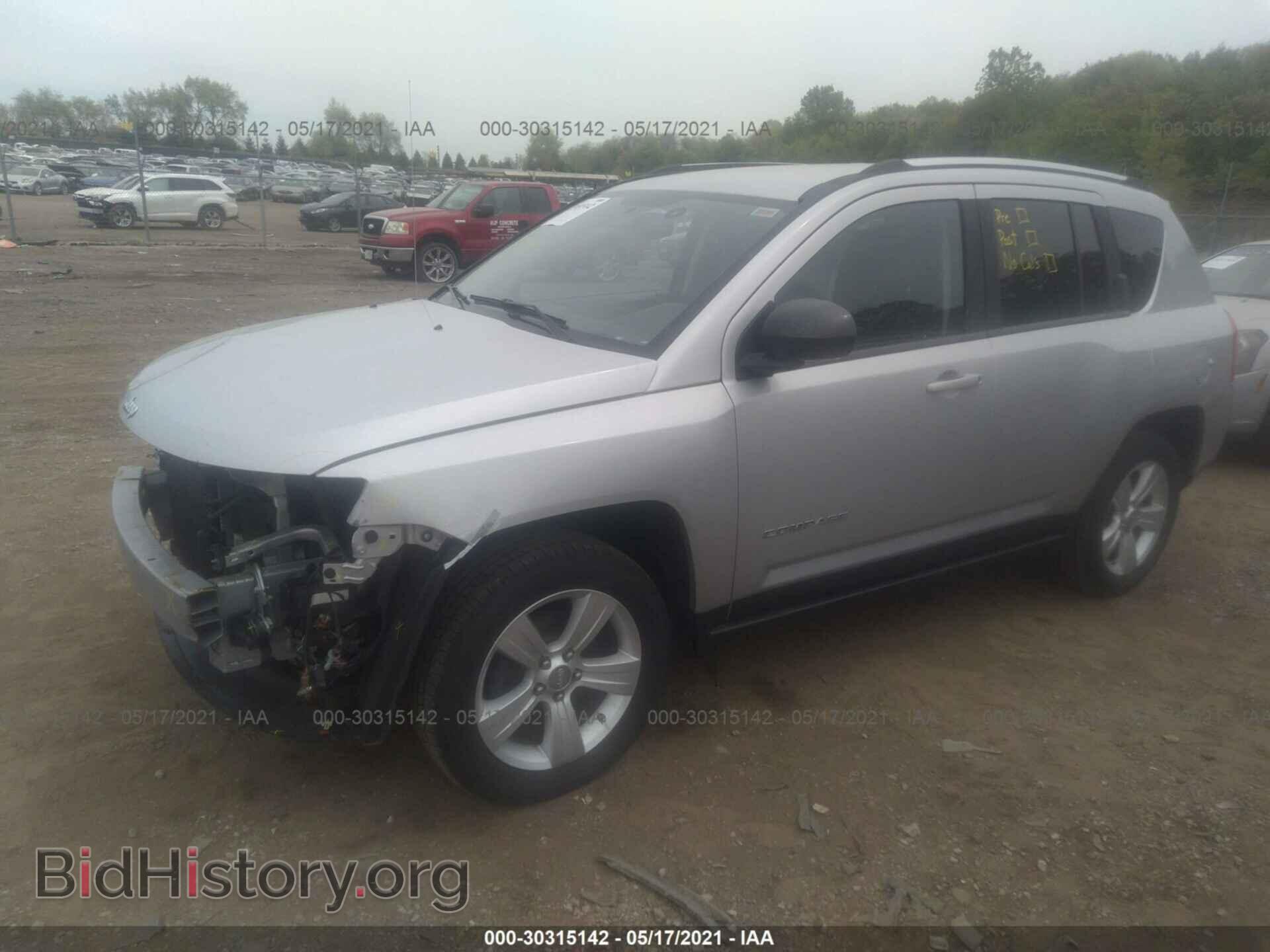 2012 JEEP COMPASS - VIN: 1C4NJDBB2CD705484 - Фото 2