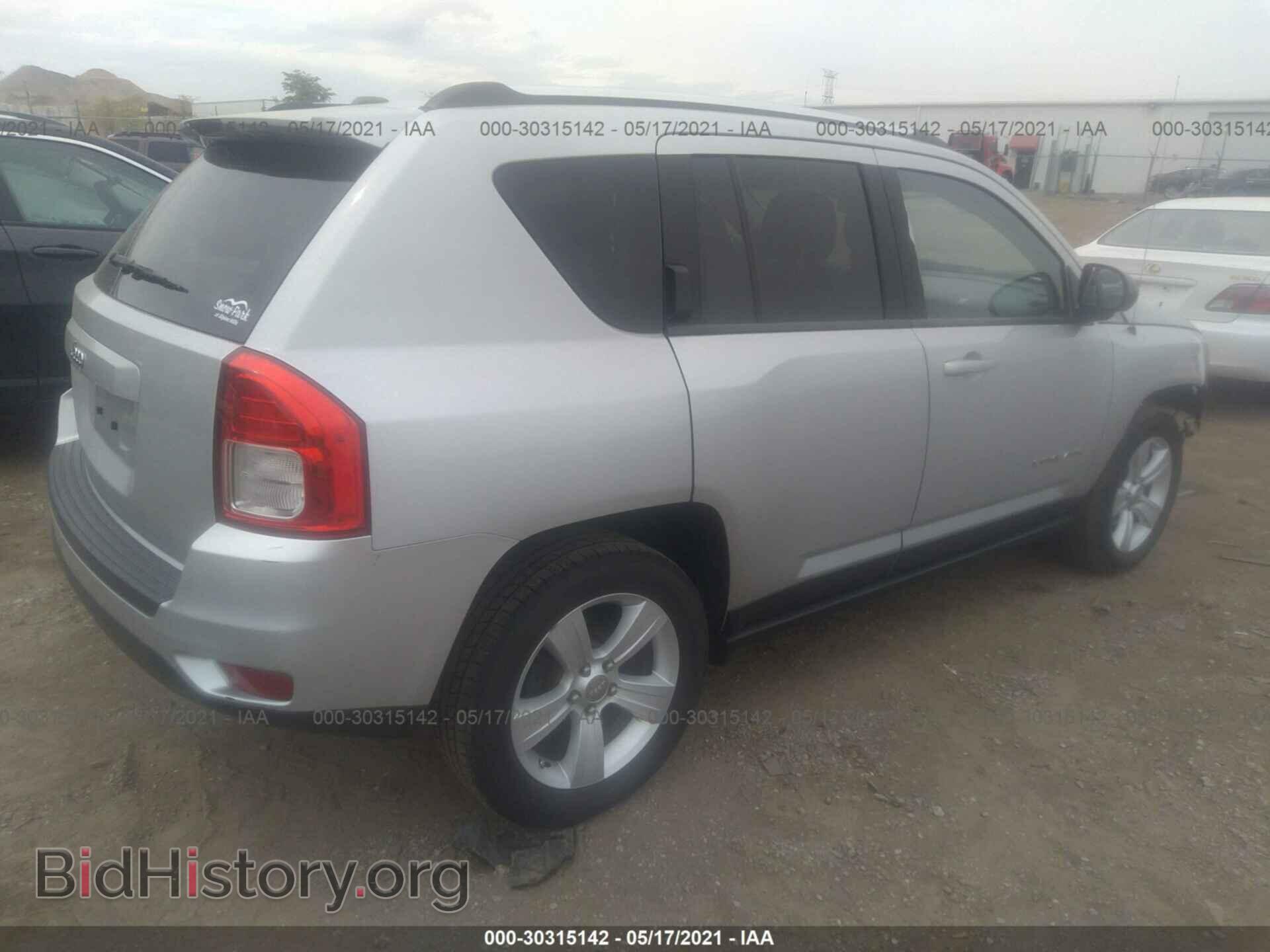 2012 JEEP COMPASS - VIN: 1C4NJDBB2CD705484 - Фото 4