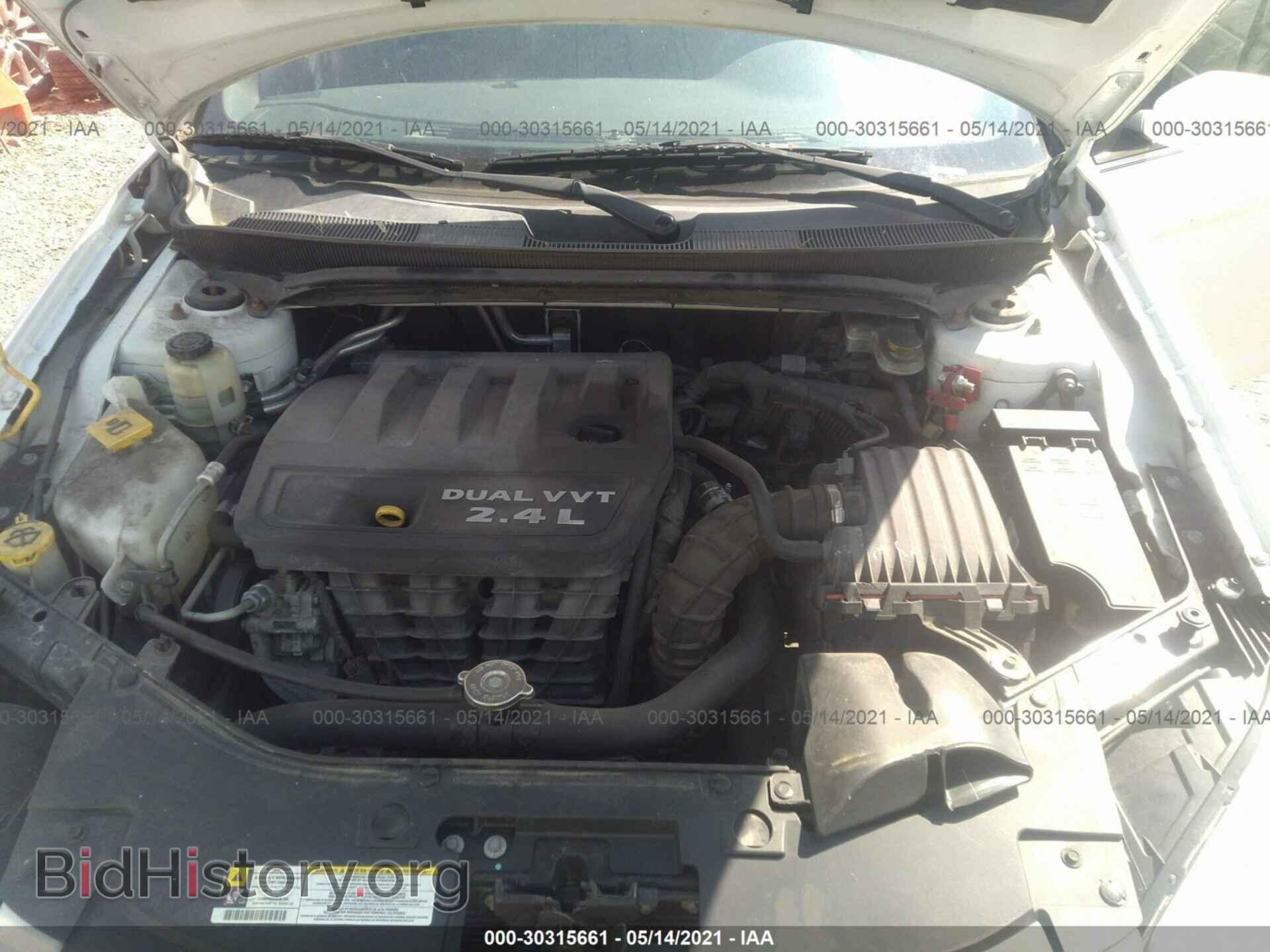 2013 CHRYSLER 200 - VIN: 1C3CCBBB1DN695438 - Photo 10