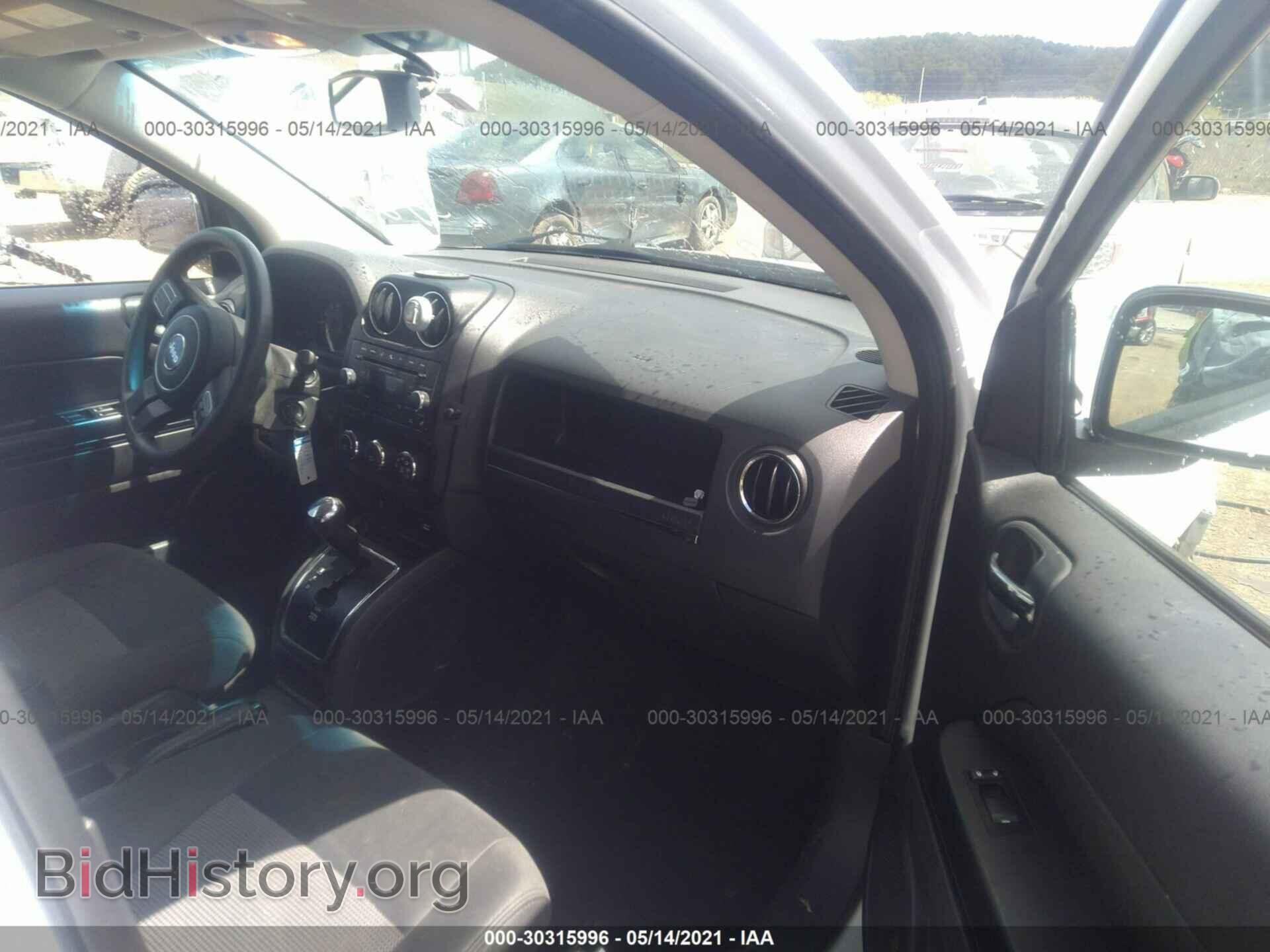2012 JEEP COMPASS - VIN: 1C4NJDBB2CD621200 - Photo 5
