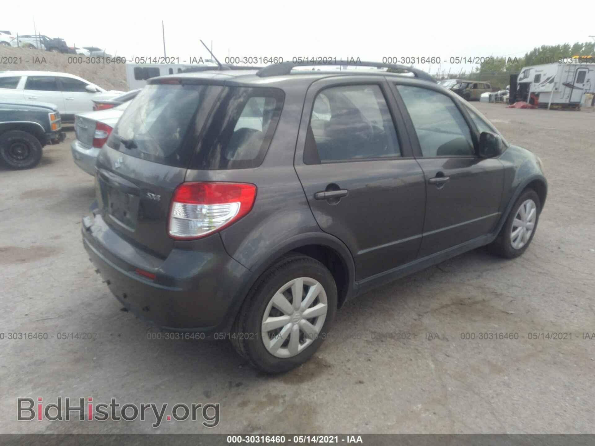 2010 SUZUKI SX4 - VIN: JS2YA5A36A6301057 - Фото 4