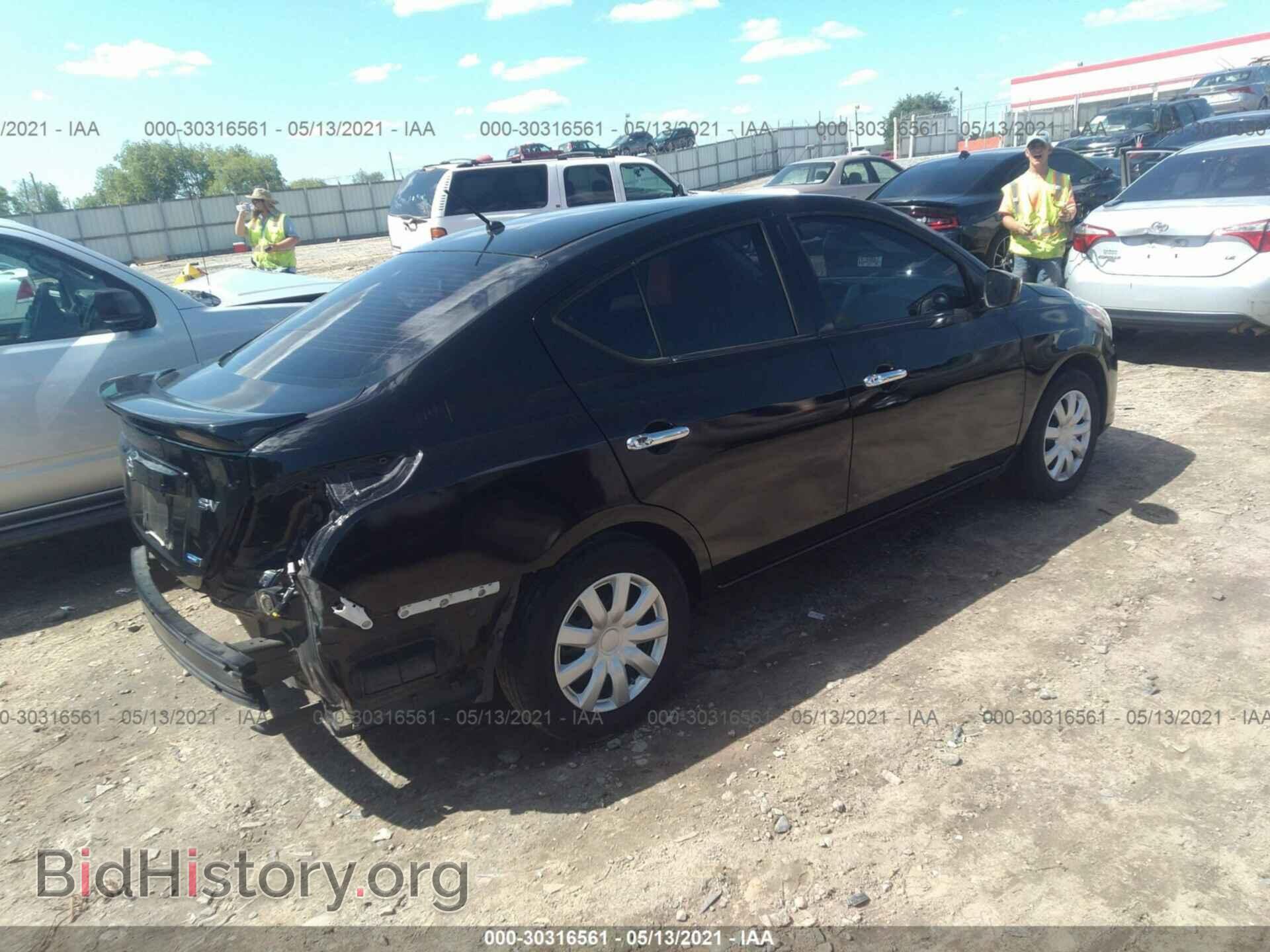 2016 NISSAN VERSA - VIN: 3N1CN7AP2GL864230 - Фото 4