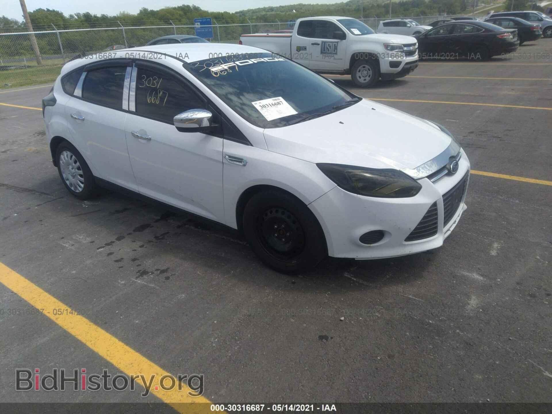 Photo 1FAHP3K20CL252256 - FORD FOCUS 2012