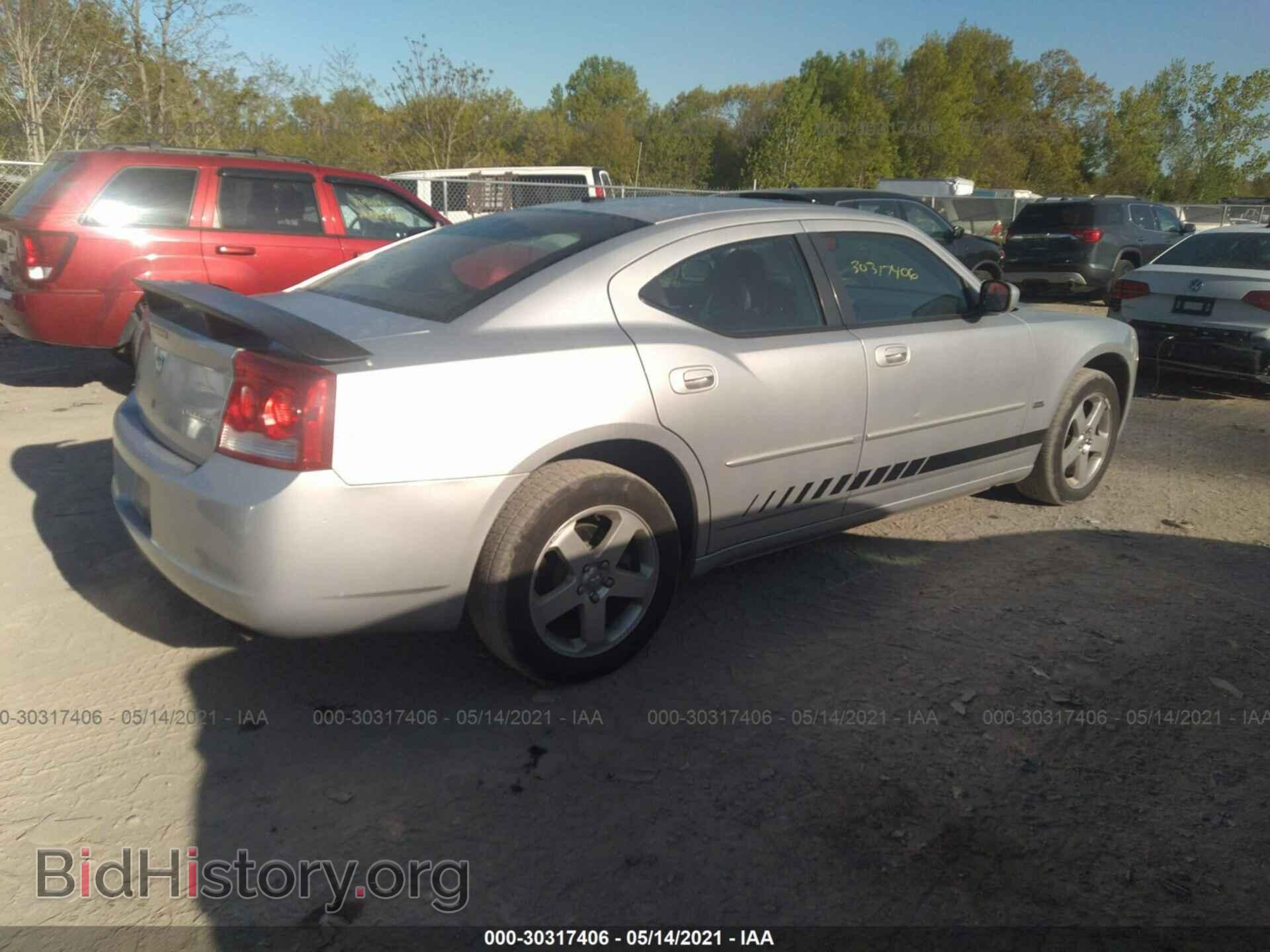 2010 DODGE CHARGER - VIN: 2B3CK9CV7AH318067 - Фото 4