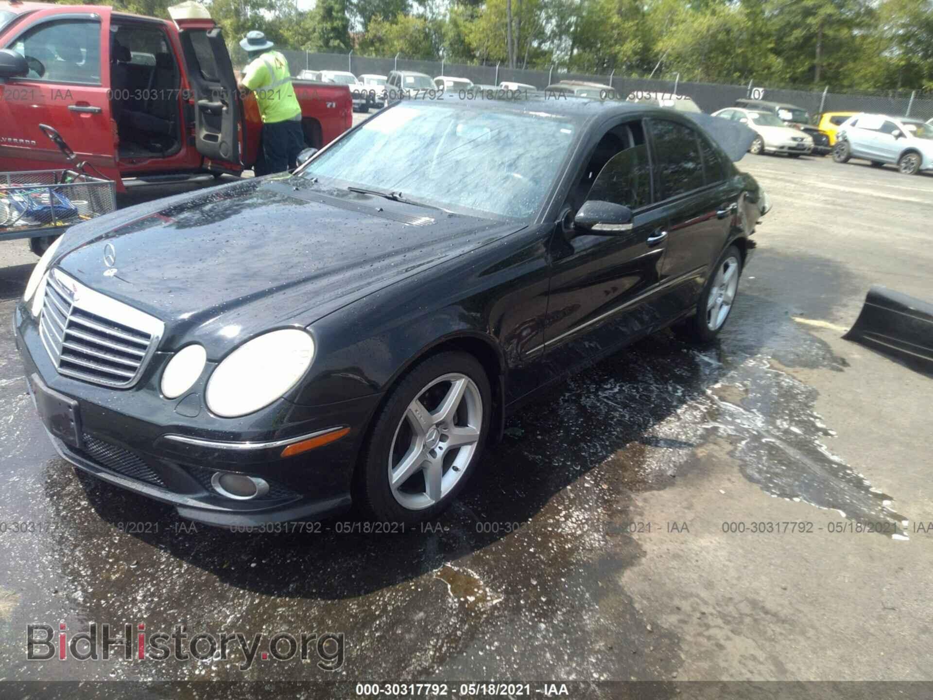 2009 MERCEDES-BENZ E-CLASS - VIN: WDBUF87X89B385955 - Фото 2