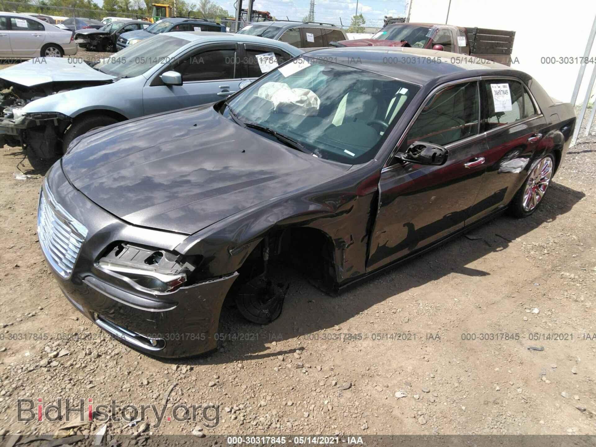2014 CHRYSLER 300 - VIN: 2C3CCAAG7EH327539 - Фото 2