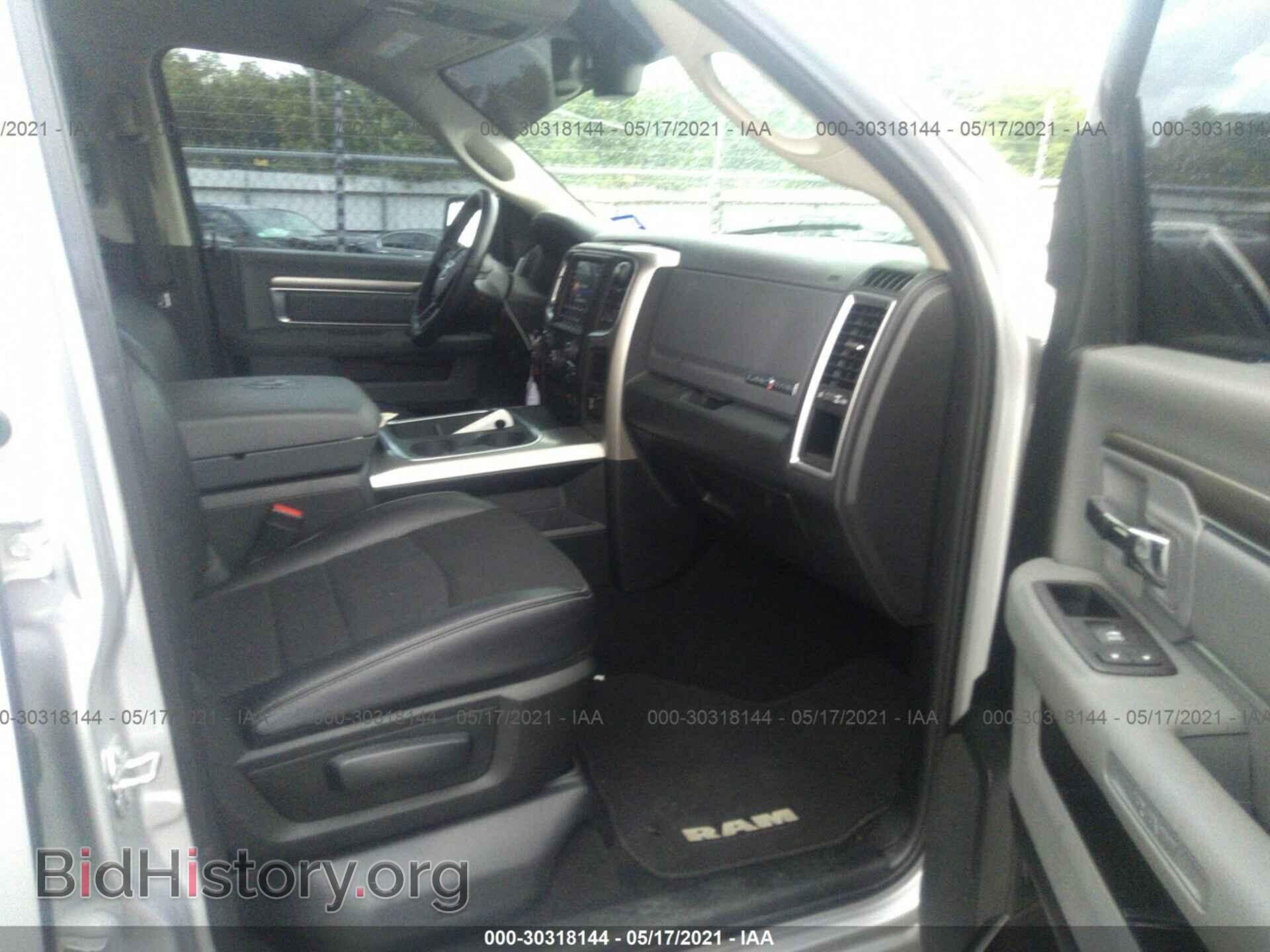 2018 RAM 1500 - VIN: 1C6RR6LT8JS157326 - Фото 5