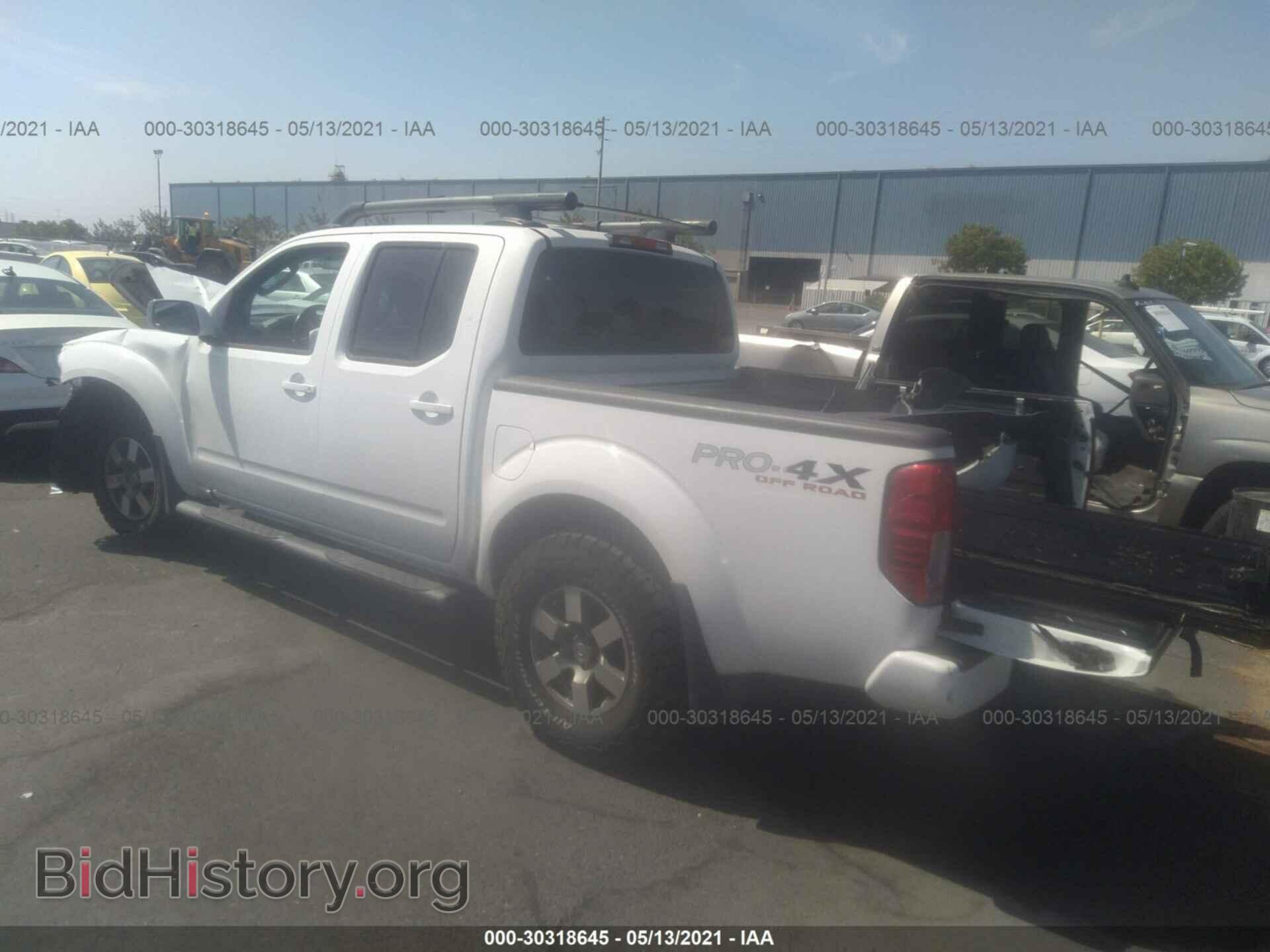 2011 NISSAN FRONTIER - VIN: 1N6AD0EV1BC409846 - Фото 3