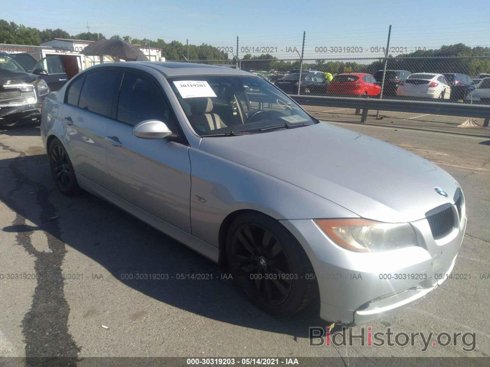 Photo WBAVA37537NE29412 - BMW 3 SERIES 2007