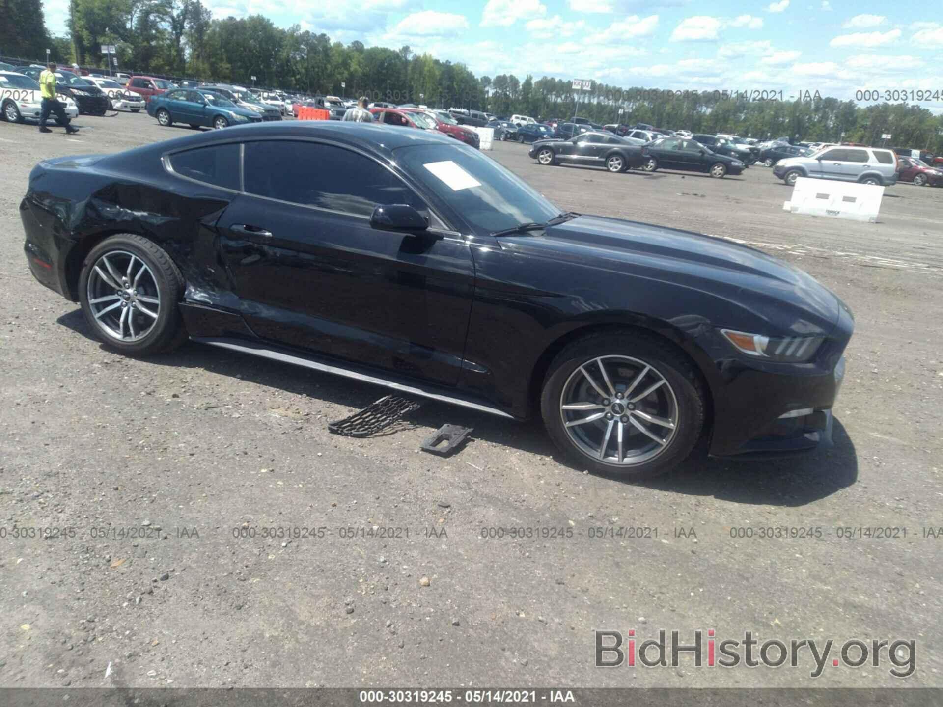 Photo 1FA6P8TH2H5217138 - FORD MUSTANG 2017