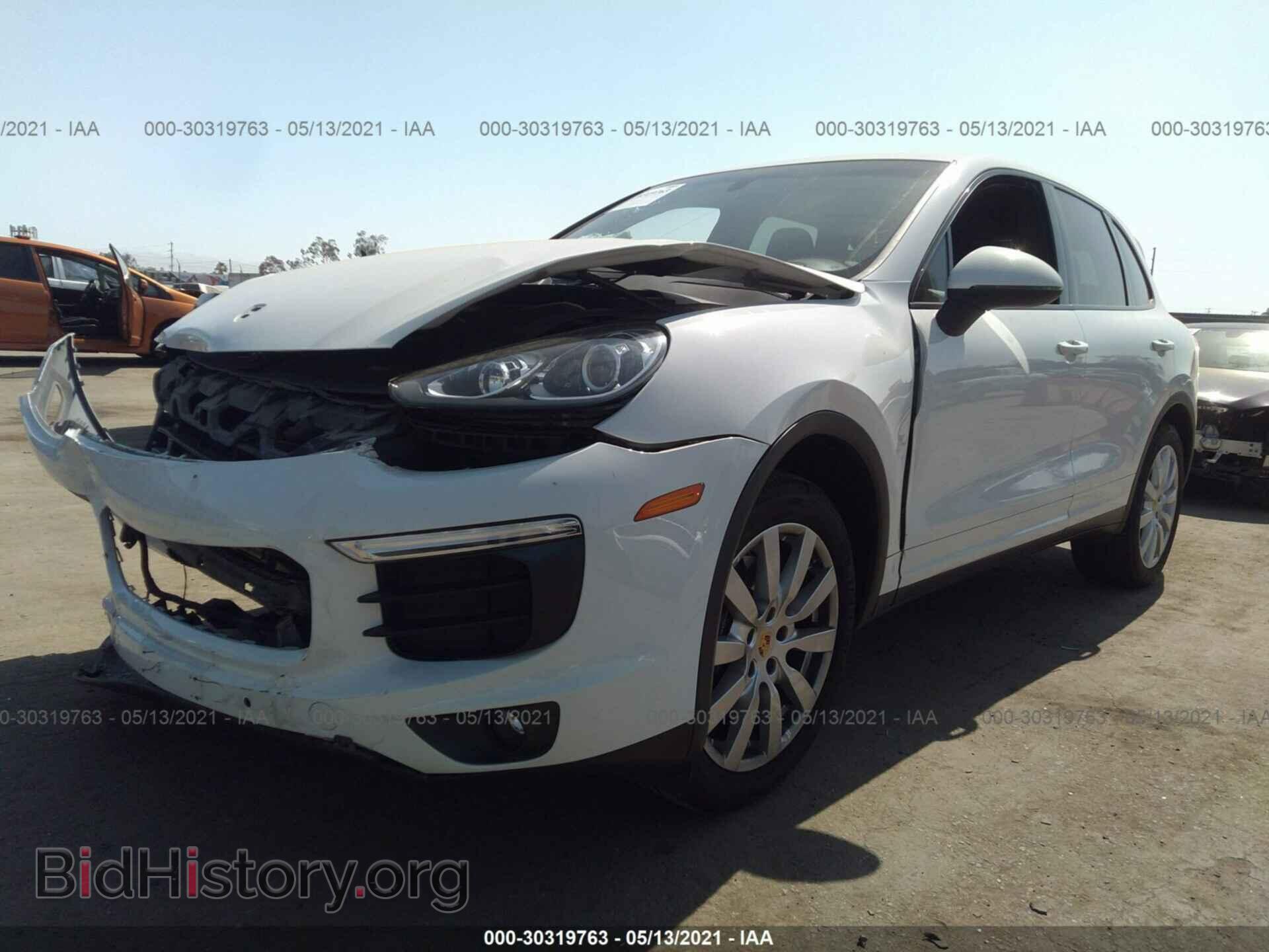 2016 PORSCHE CAYENNE - VIN: WP1AA2A22GKA09793 - Фото 2