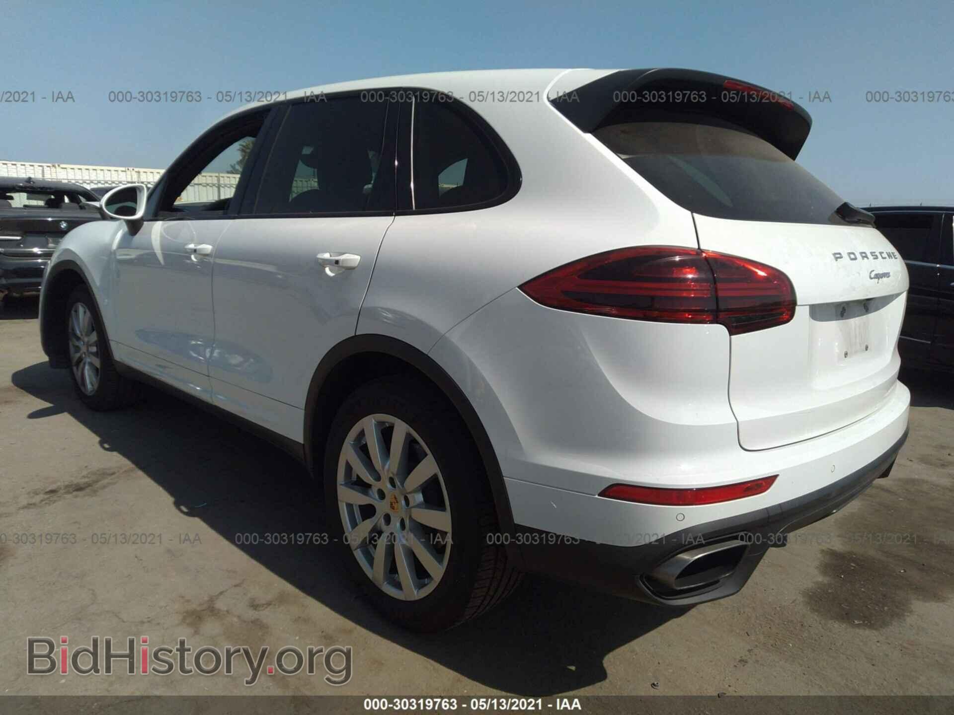 2016 PORSCHE CAYENNE - VIN: WP1AA2A22GKA09793 - Фото 3