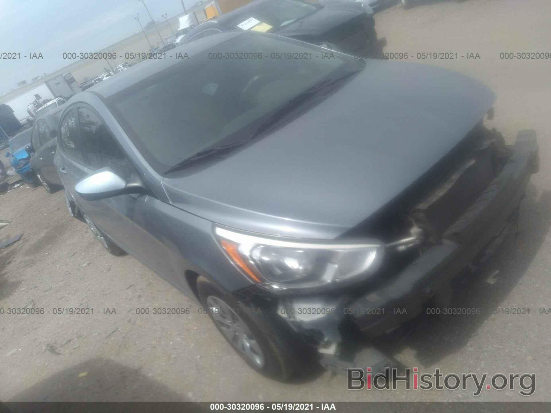 Photo KMHCT4AEXHU394547 - HYUNDAI ACCENT 2017