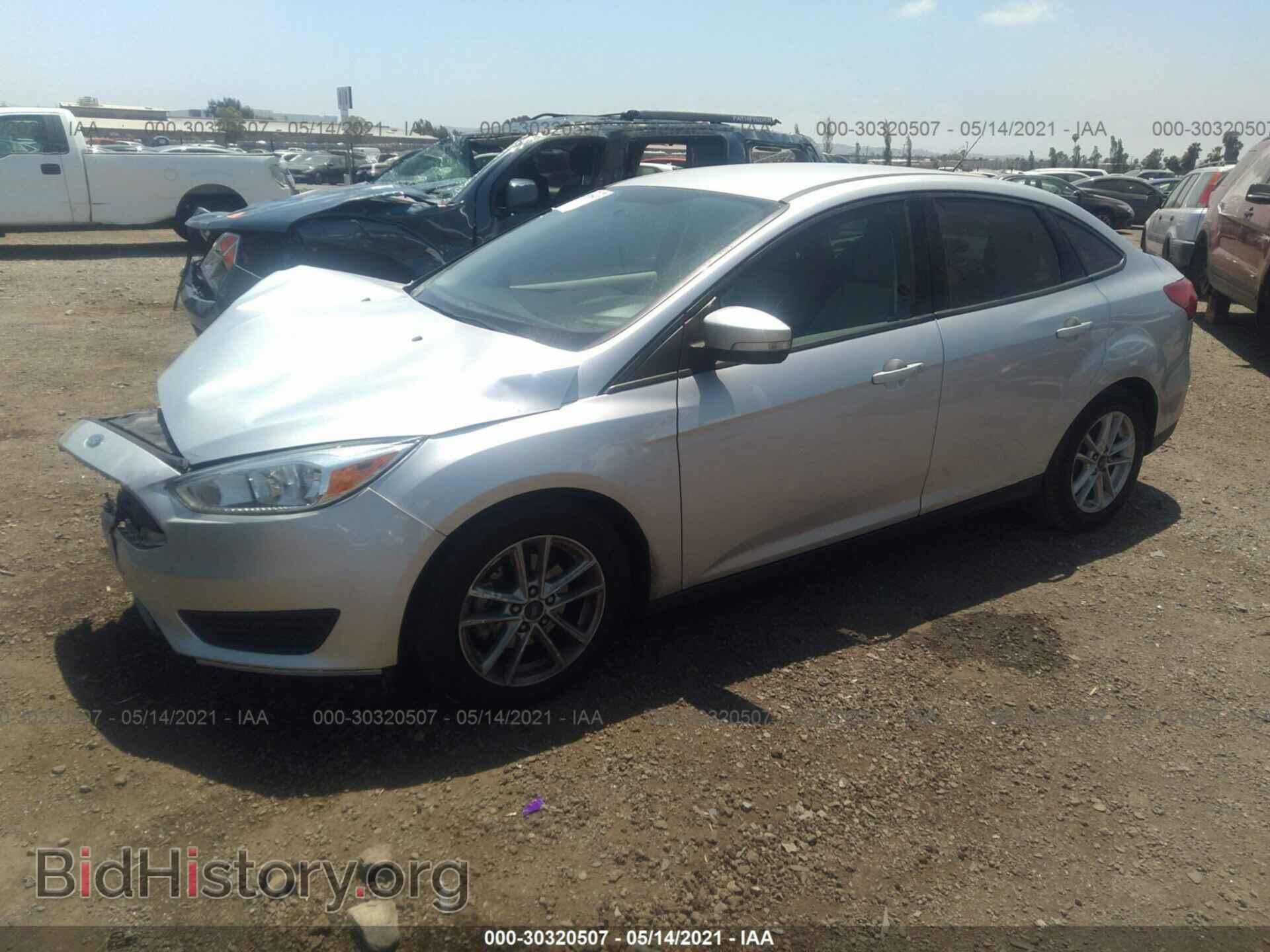 2017 FORD FOCUS - VIN: 1FADP3F2XHL214856 - Фото 2