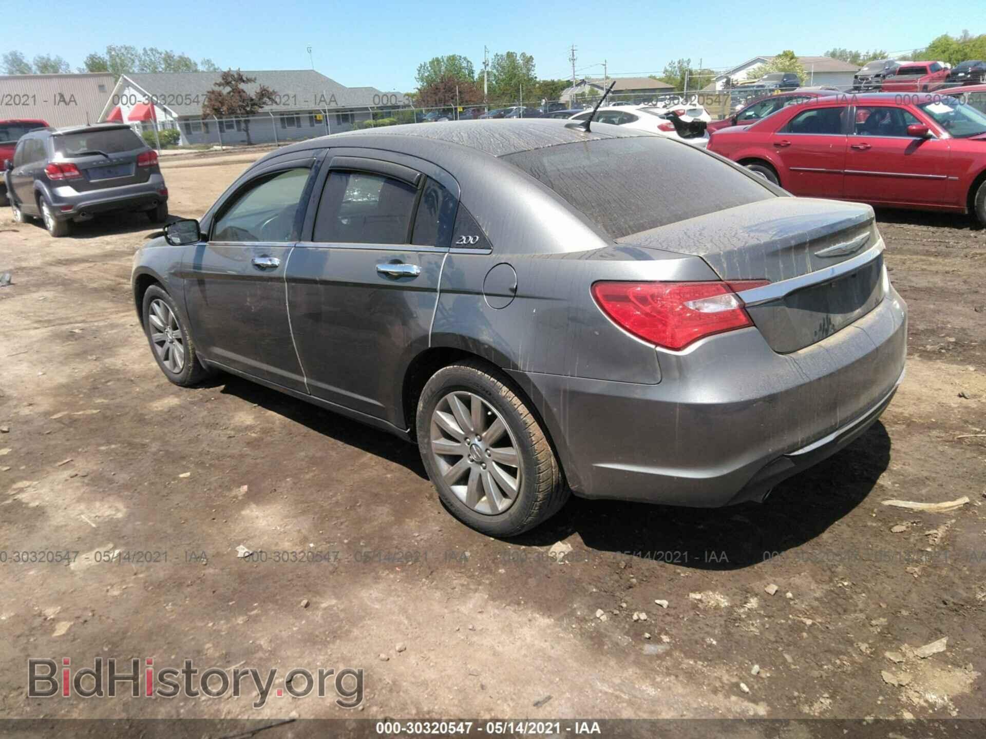 2013 CHRYSLER 200 - VIN: 1C3CCBCG0DN573762 - Фото 3