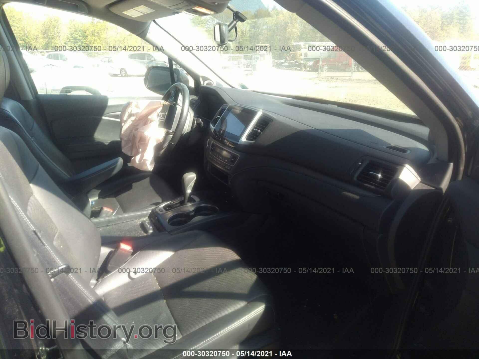 2017 HONDA RIDGELINE - VIN: 5FPYK3F6XHB029357 - Фото 5