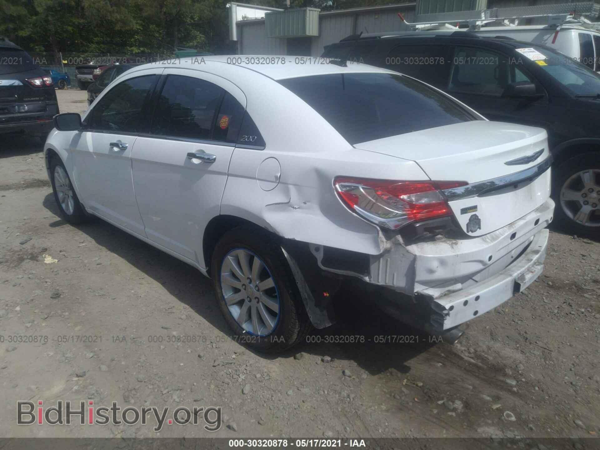2013 CHRYSLER 200 - VIN: 1C3CCBCG1DN528345 - Фото 3