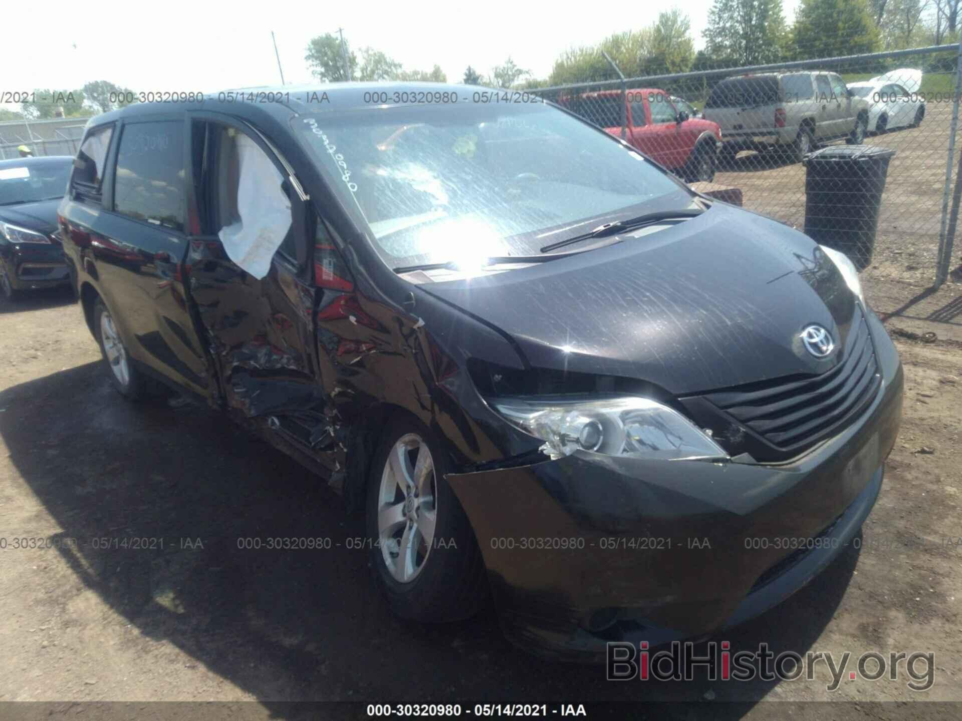 Photo 5TDZK3DC9DS367912 - TOYOTA SIENNA 2013