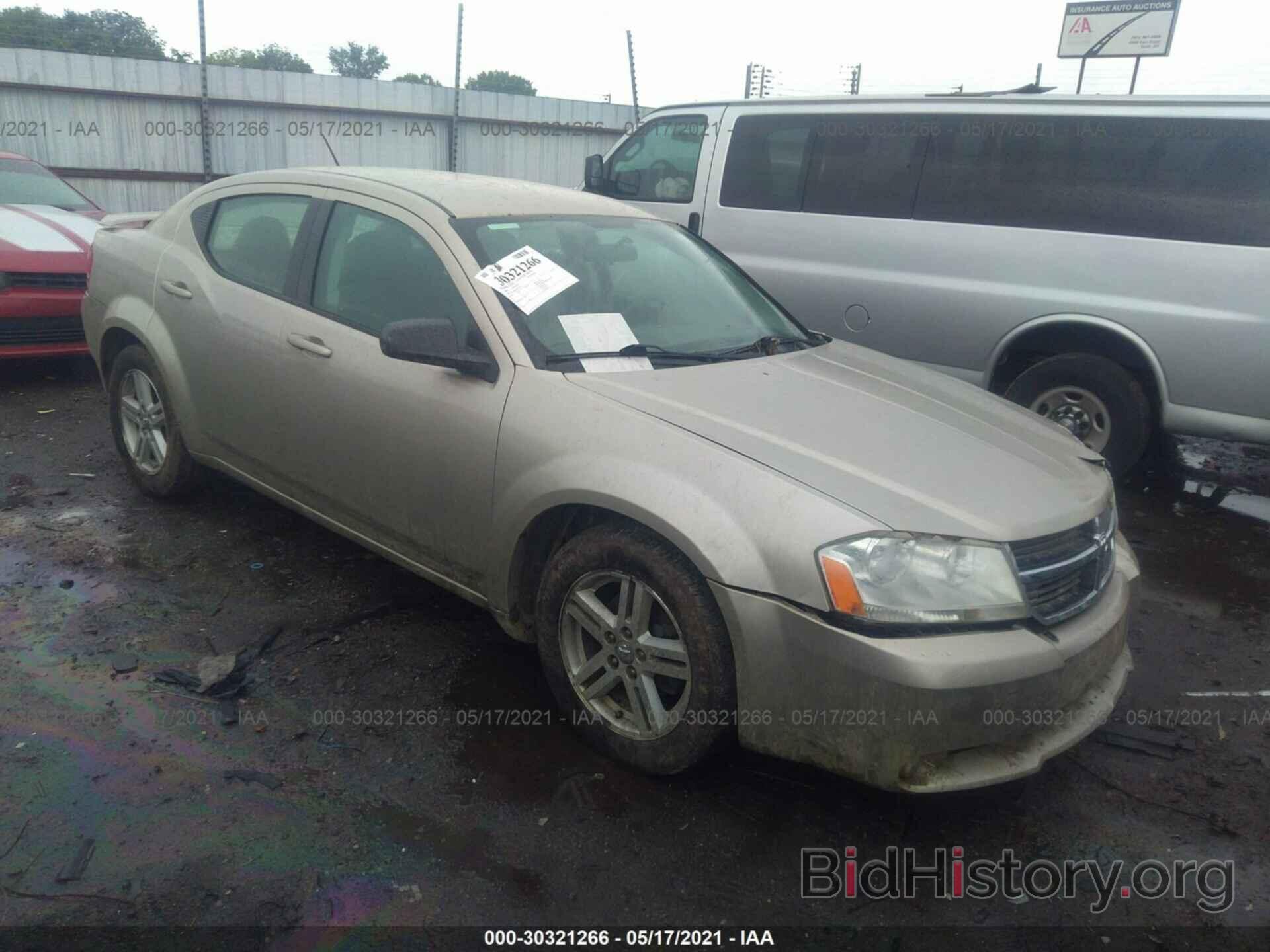 Photo 1B3LC56KX8N110578 - DODGE AVENGER 2008