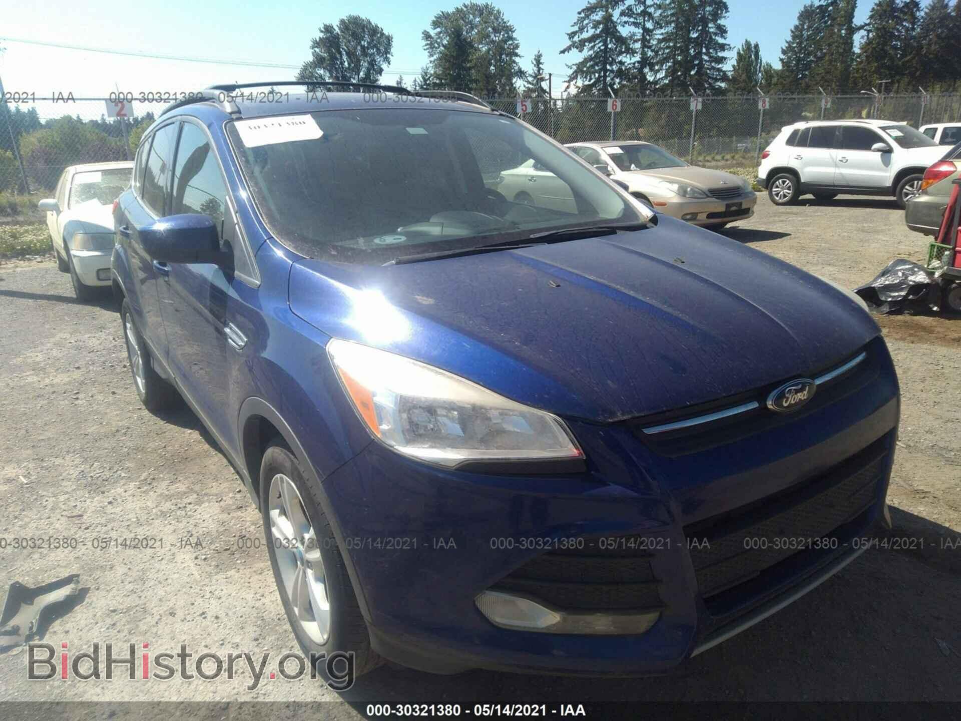 Фотография 1FMCU0GX3DUC13992 - FORD ESCAPE 2013