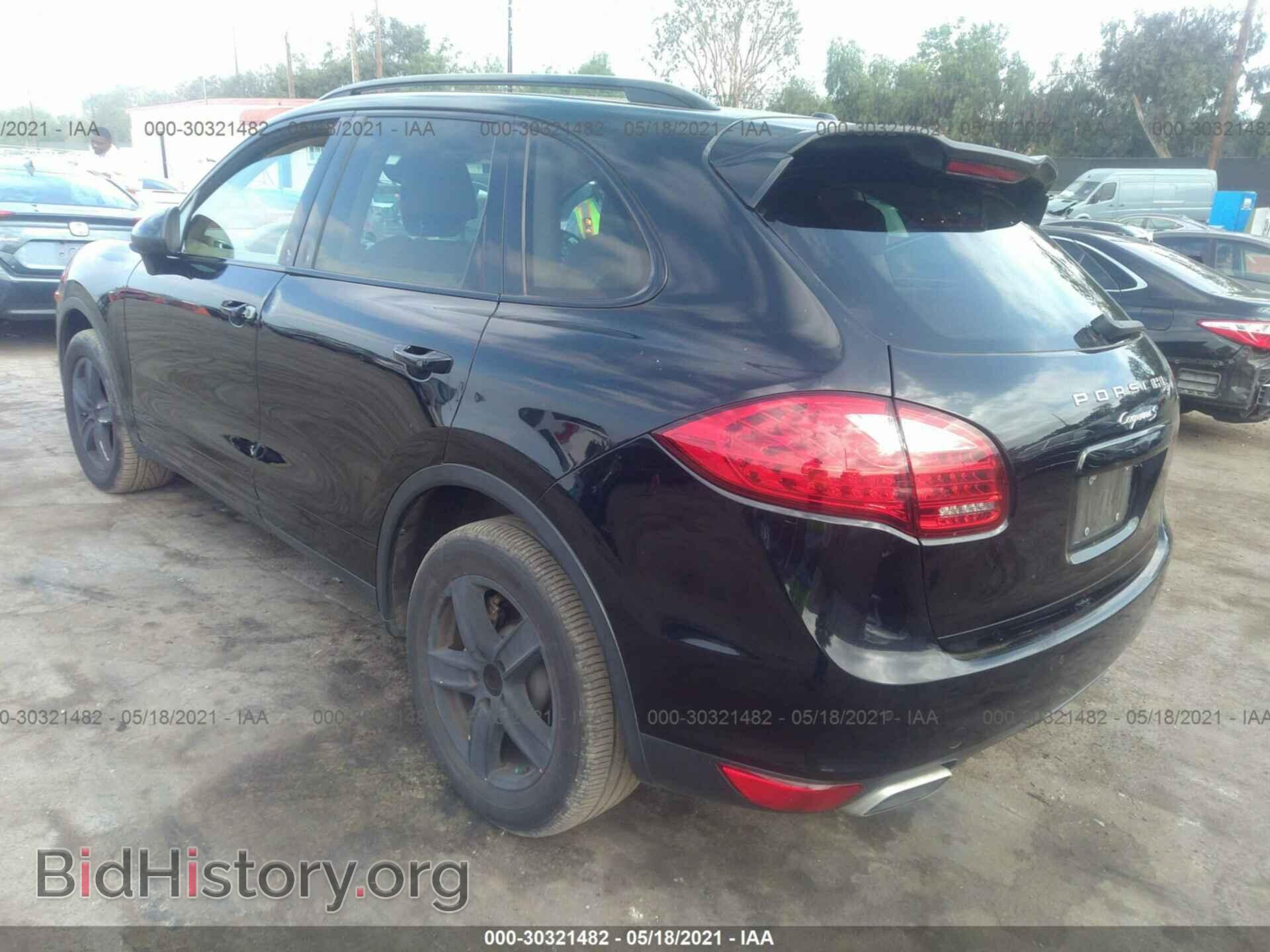 2012 PORSCHE CAYENNE - VIN: WP1AB2A21CLA49235 - Фото 3