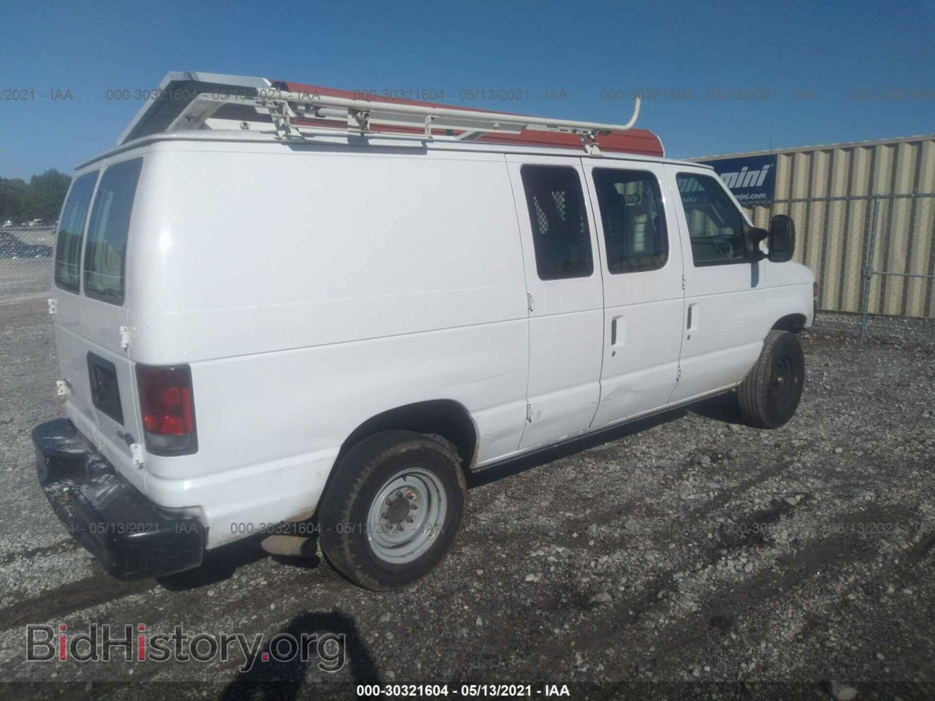 2010 FORD ECONOLINE CARGO VAN - VIN: 1FTNE2EL2ADA94673 - Фото 4