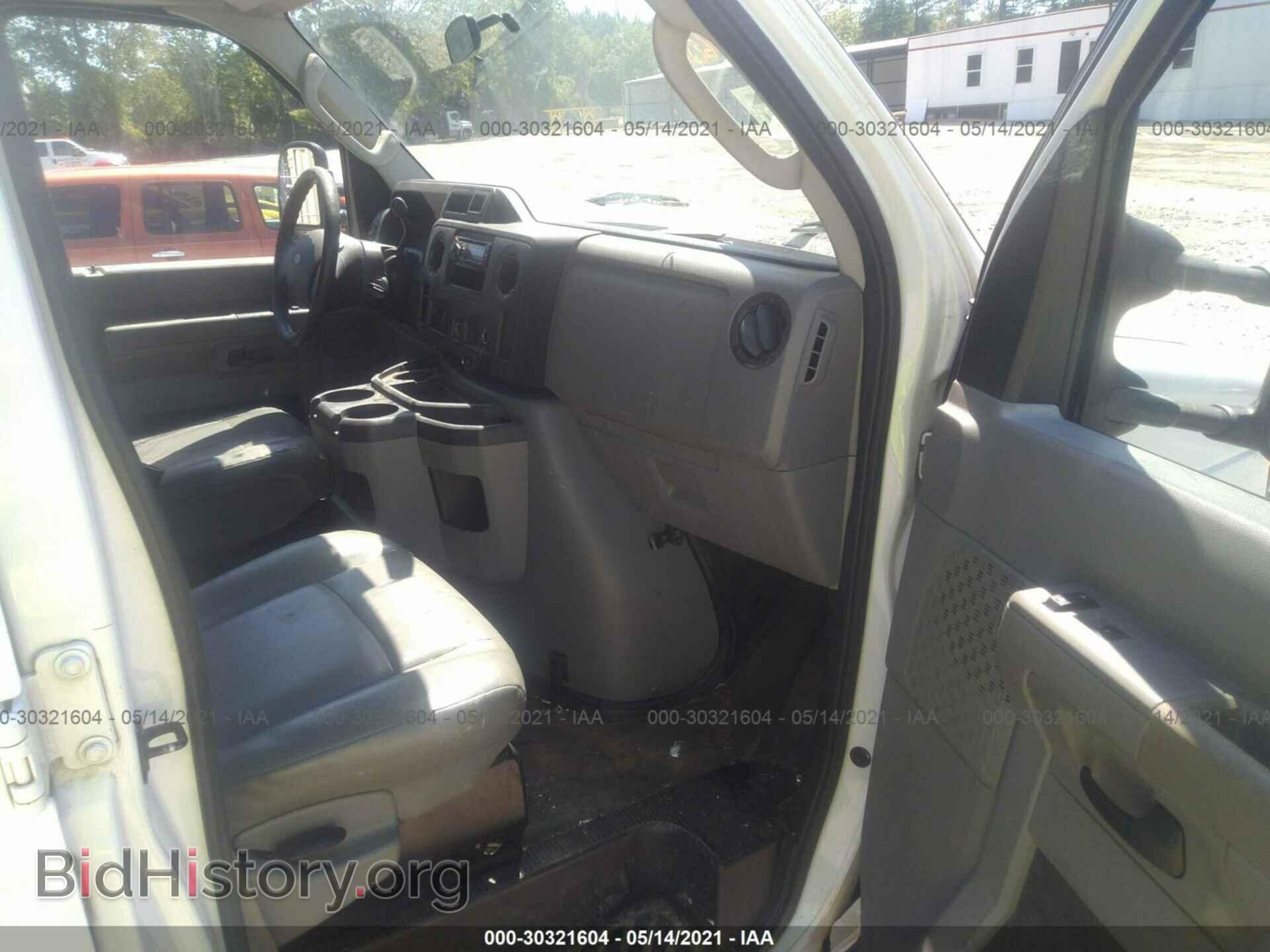 2010 FORD ECONOLINE CARGO VAN - VIN: 1FTNE2EL2ADA94673 - Фото 5