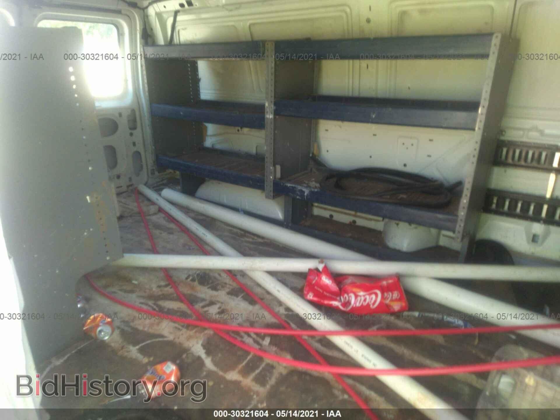 2010 FORD ECONOLINE CARGO VAN - VIN: 1FTNE2EL2ADA94673 - Фото 8