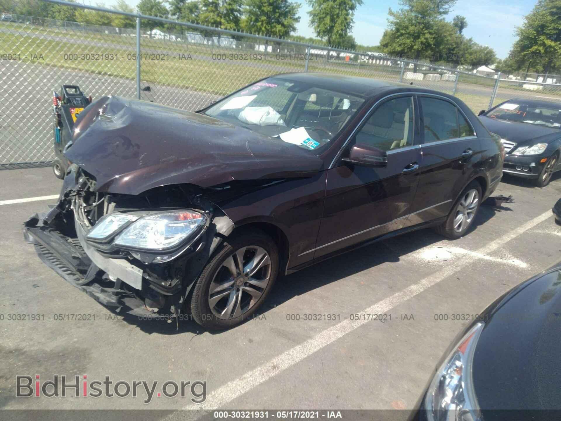 2011 MERCEDES-BENZ E-CLASS - VIN: WDDHF8HB2BA410890 - Фото 2