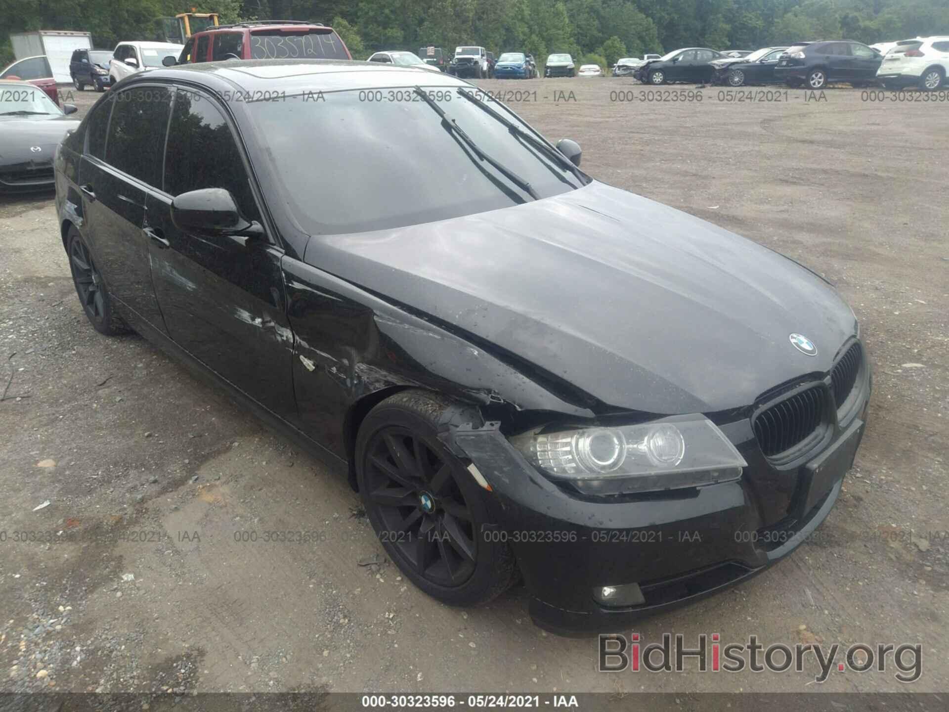 Photo WBAPH57529NL77092 - BMW 3 SERIES 2009