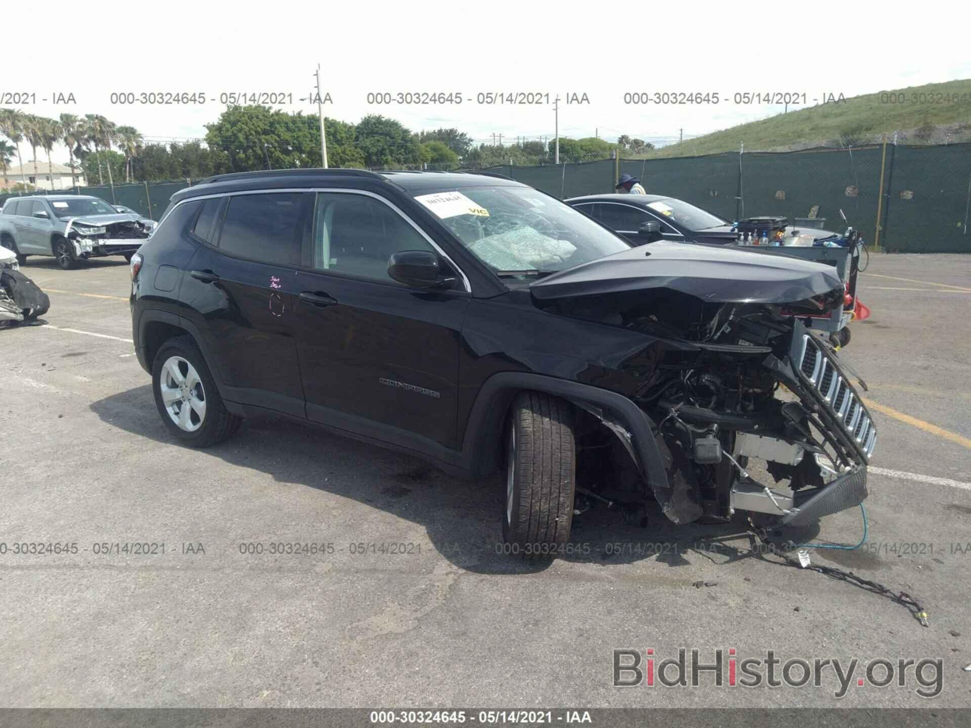 Photo 3C4NJCBB6KT844200 - JEEP COMPASS 2019