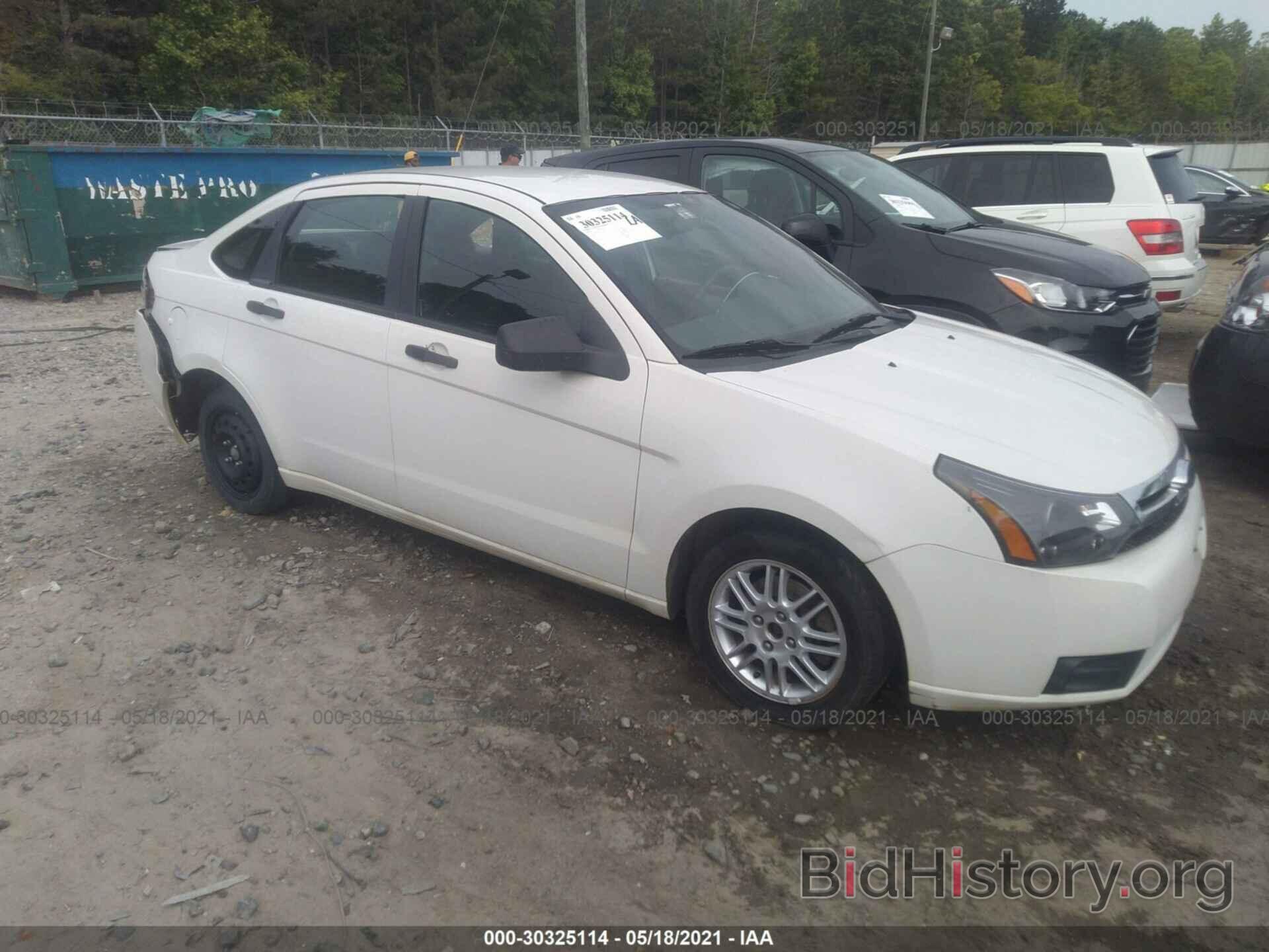 Photo 1FAHP3FN1AW204636 - FORD FOCUS 2010