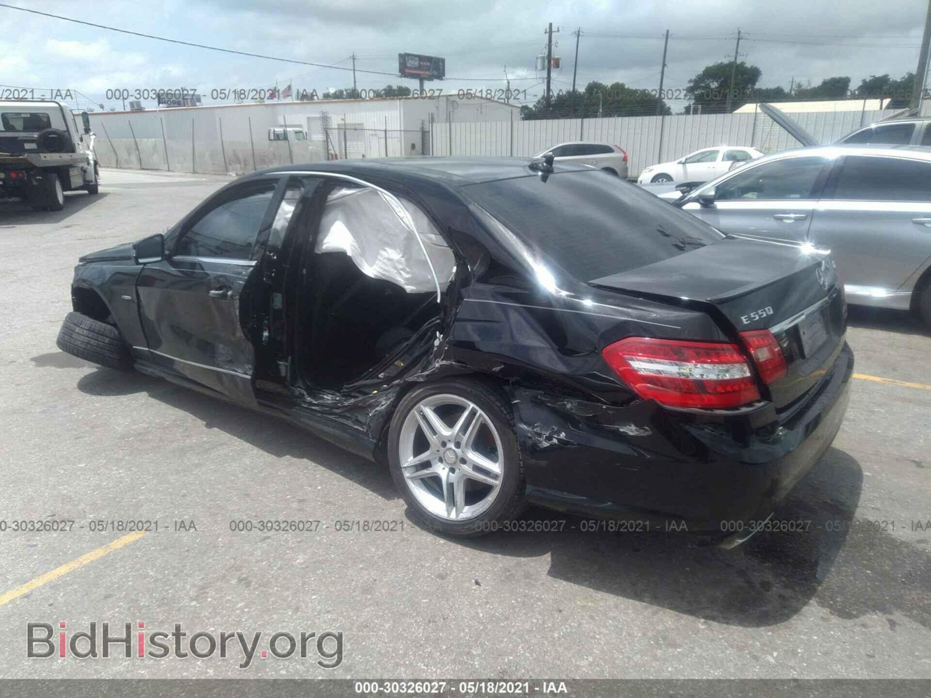 2012 MERCEDES-BENZ E-CLASS - VIN: WDDHF9BB4CA537284 - Фото 3
