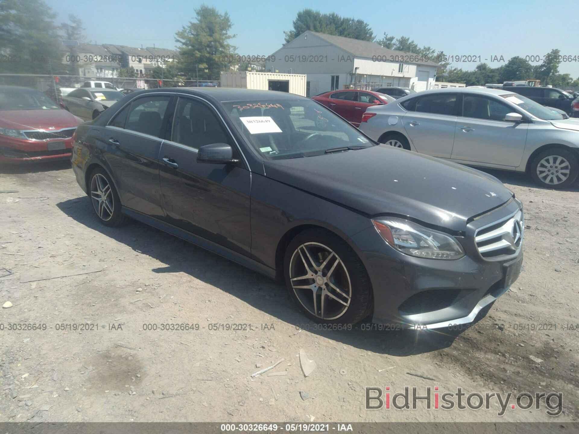 Photo WDDHF8JB1EA788553 - MERCEDES-BENZ E-CLASS 2014