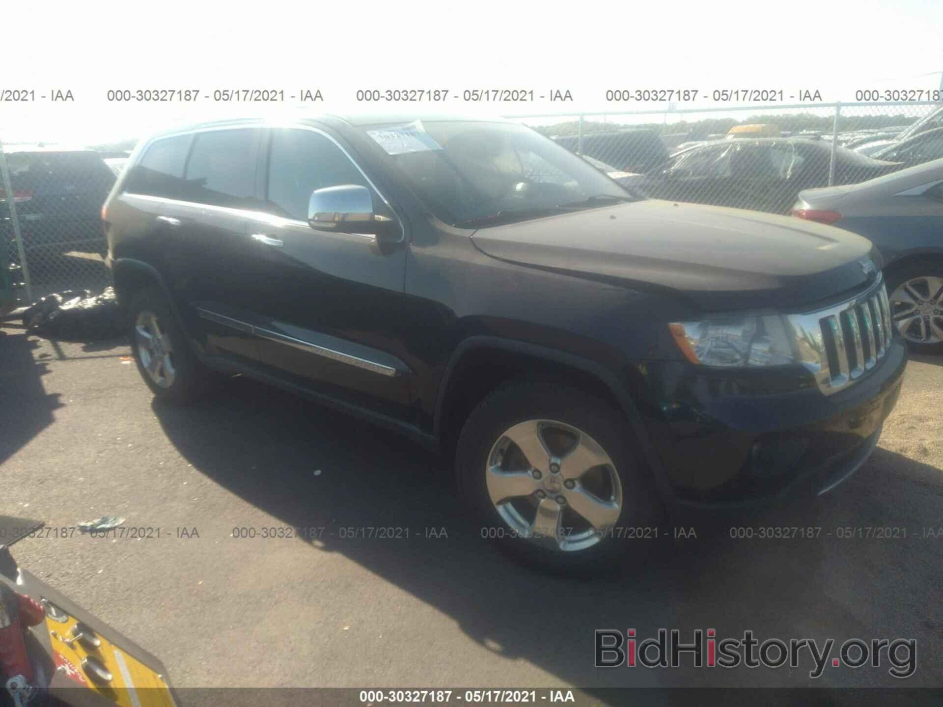 Photo 1J4RR5GG5BC528738 - JEEP GRAND CHEROKEE 2011