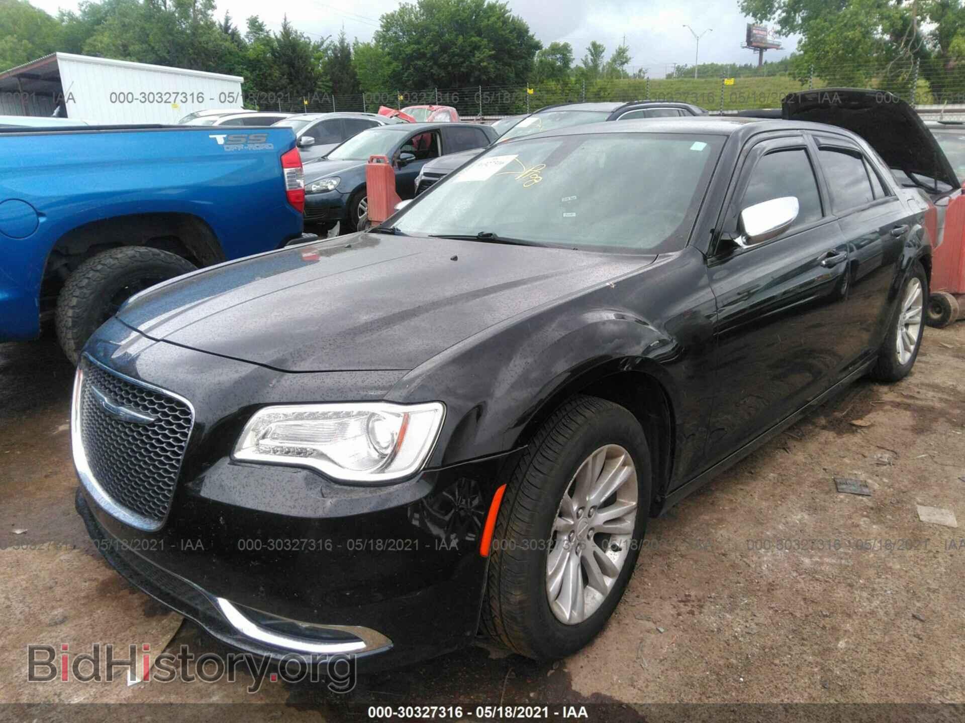 2016 CHRYSLER 300 - VIN: 2C3CCAEG3GH348630 - Фото 2