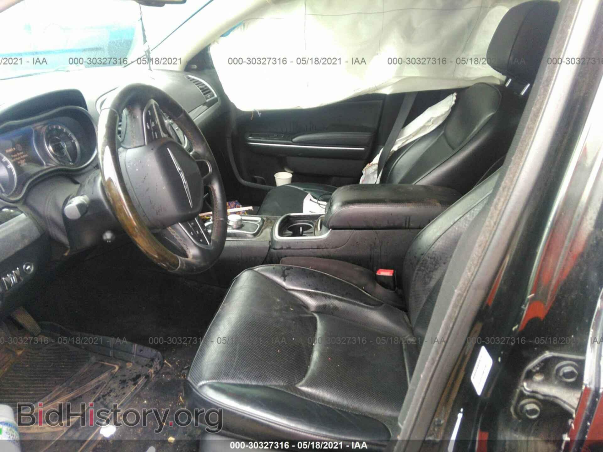 2016 CHRYSLER 300 - VIN: 2C3CCAEG3GH348630 - Фото 5