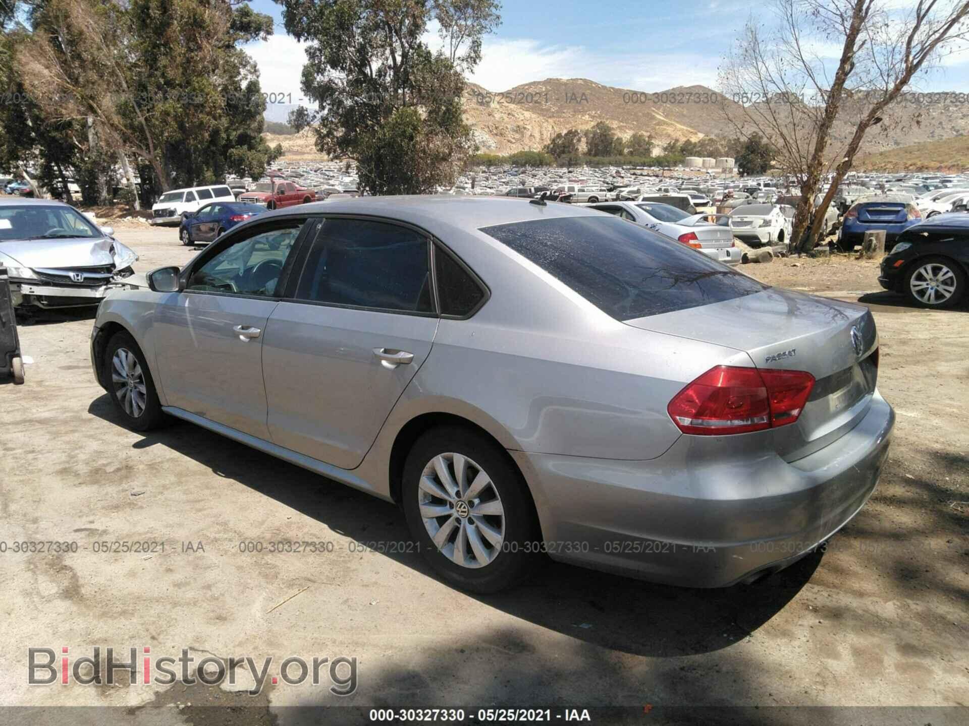2013 VOLKSWAGEN PASSAT - VIN: 1VWAP7A32DC090321 - Photo 3