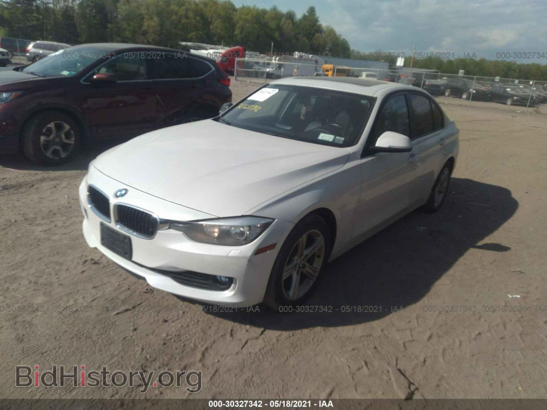 2013 BMW 3 SERIES - VIN: WBA3B3C57DF539666 - Фото 2