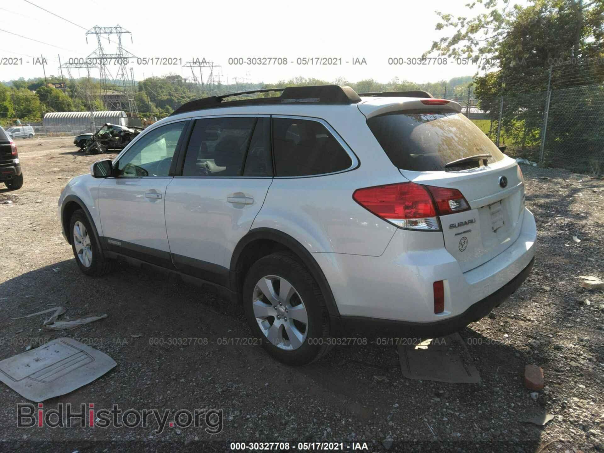 2011 SUBARU OUTBACK - VIN: 4S4BRBGC6B3359697 - Фото 3