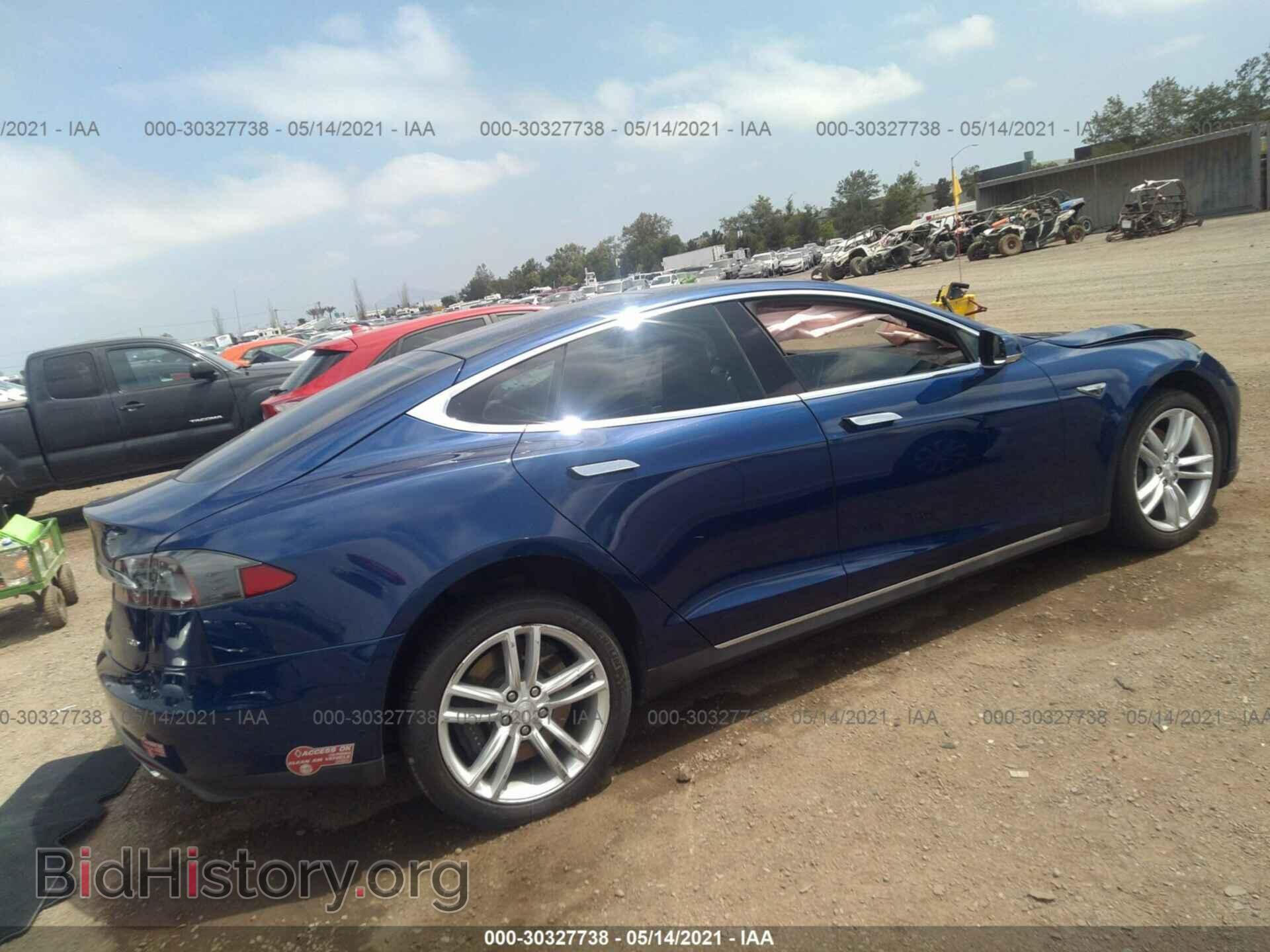 2015 TESLA MODEL S - VIN: 5YJSA1S28FF094570 - Photo 4