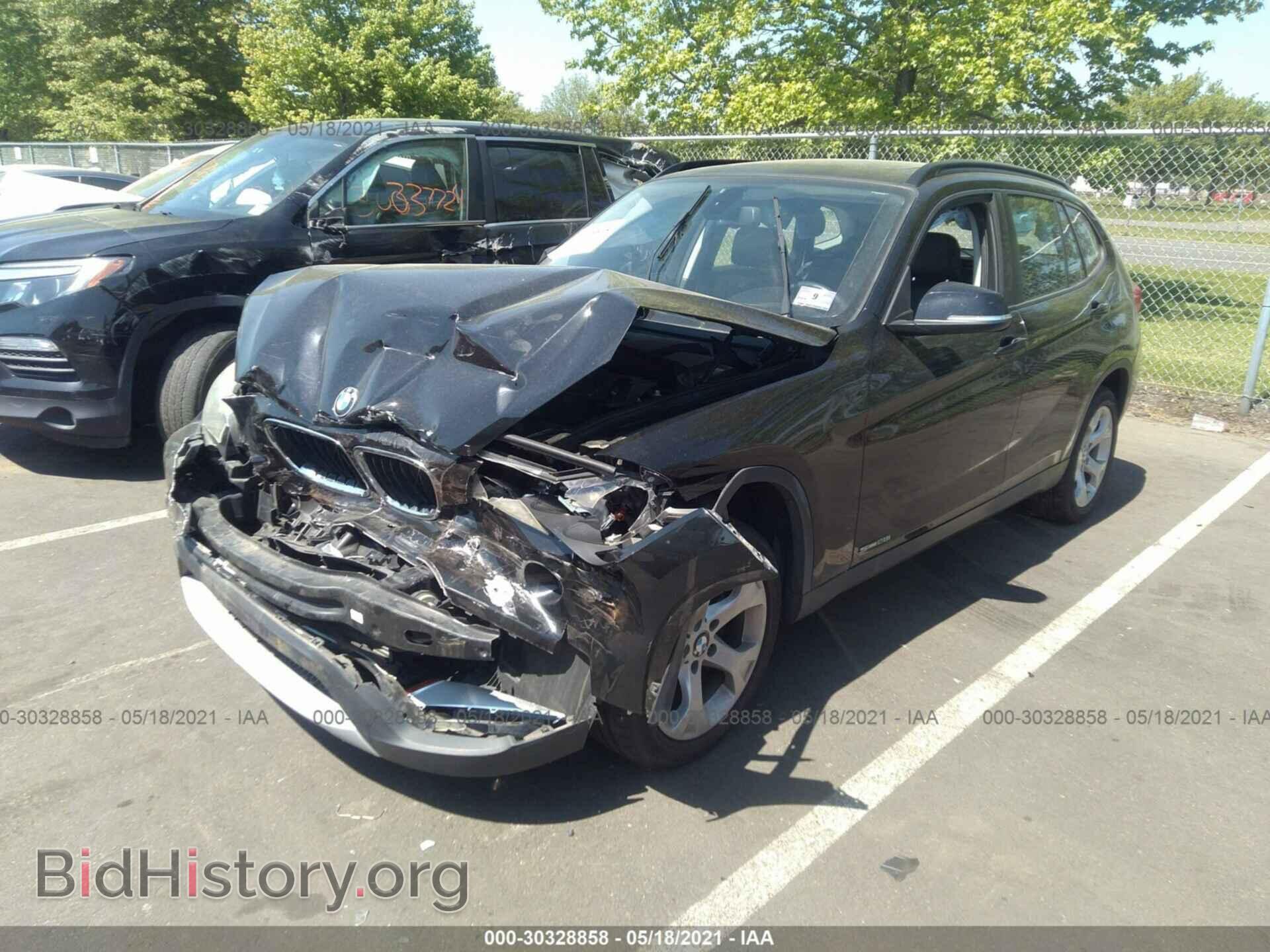 2013 BMW X1 - VIN: WBAVM1C55DVW45188 - Фото 2