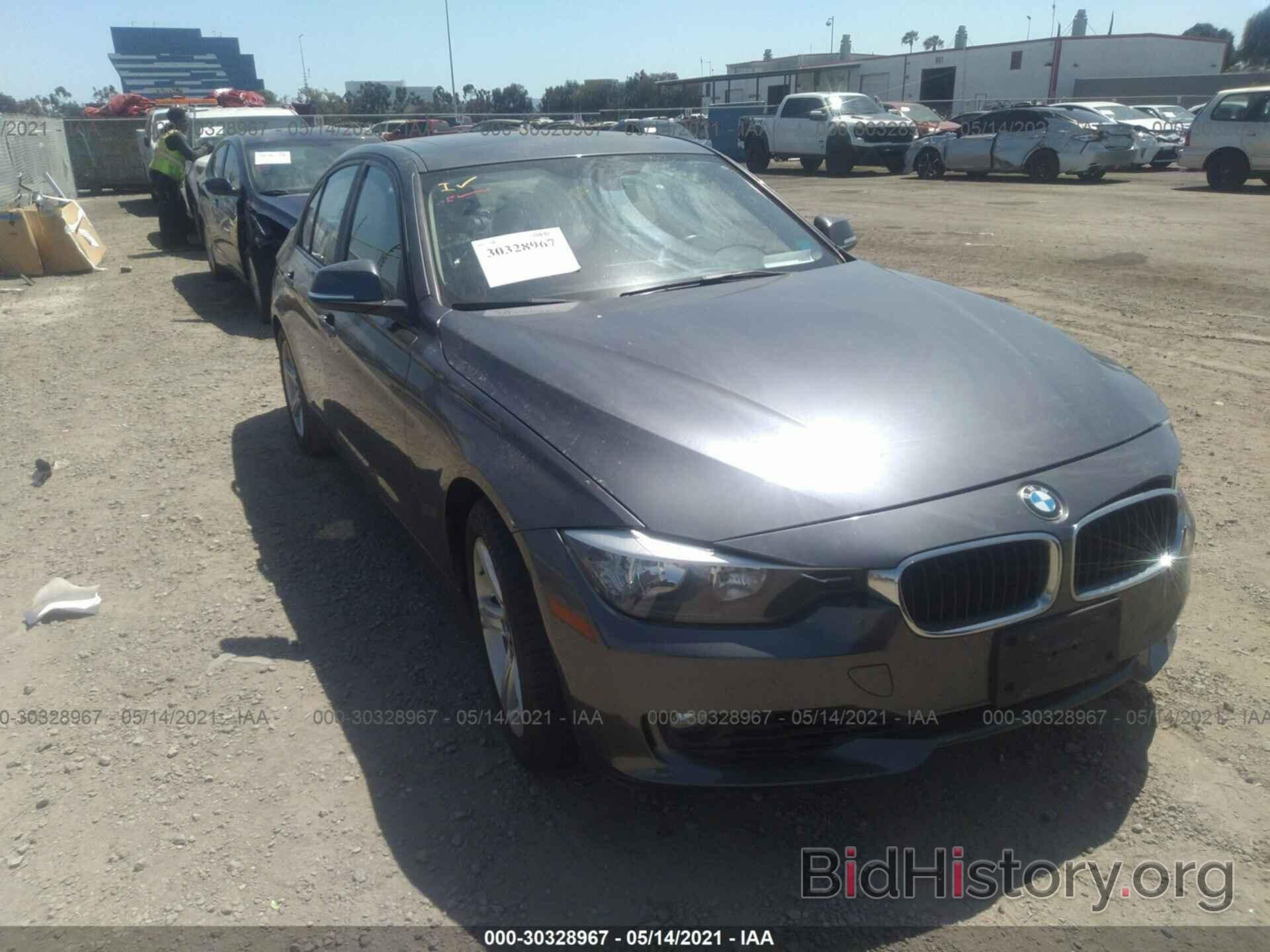 Photo WBA3C1C55EK116952 - BMW 3 SERIES 2014