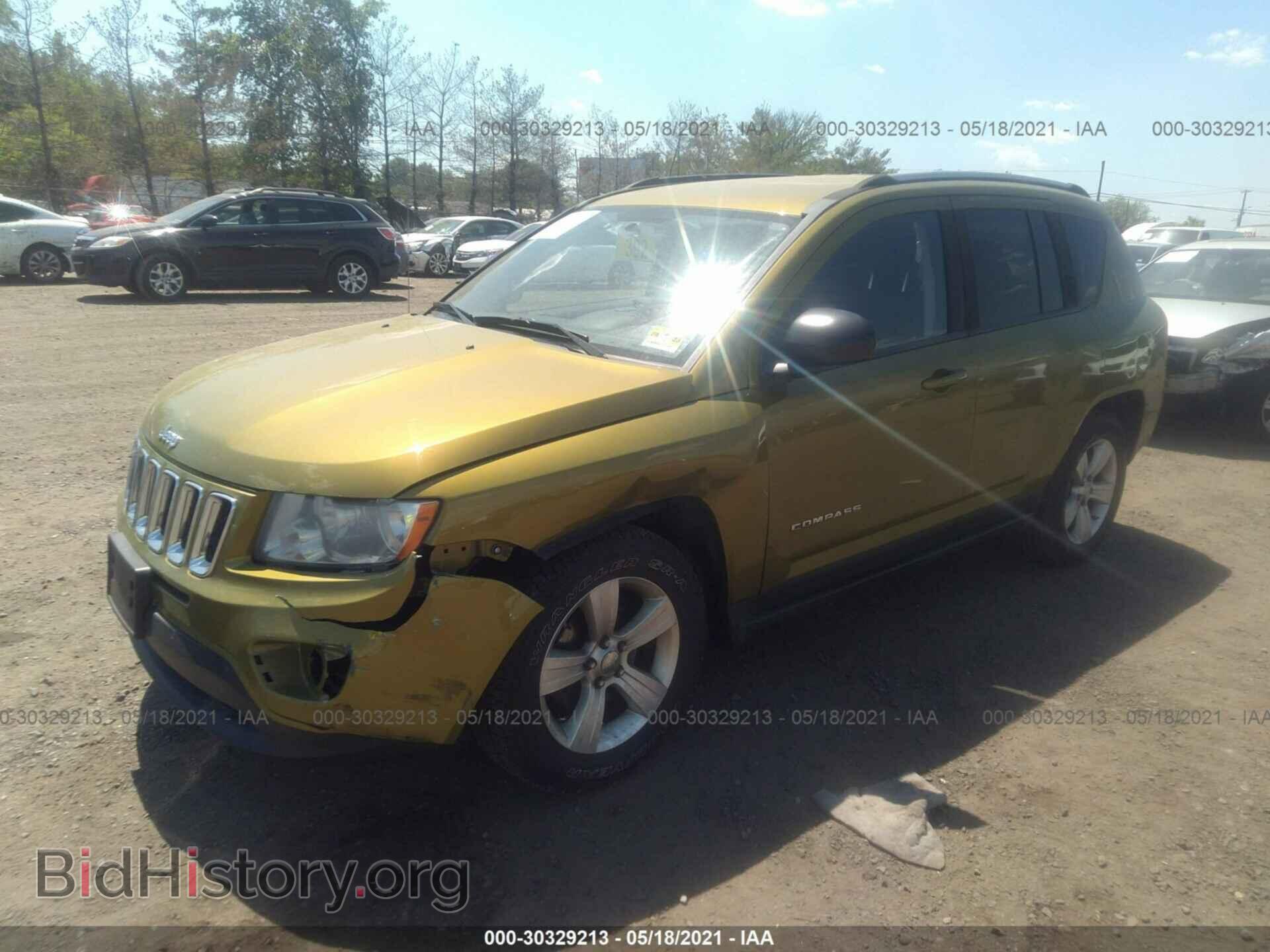 2012 JEEP COMPASS - VIN: 1C4NJDEB7CD563967 - Фото 2