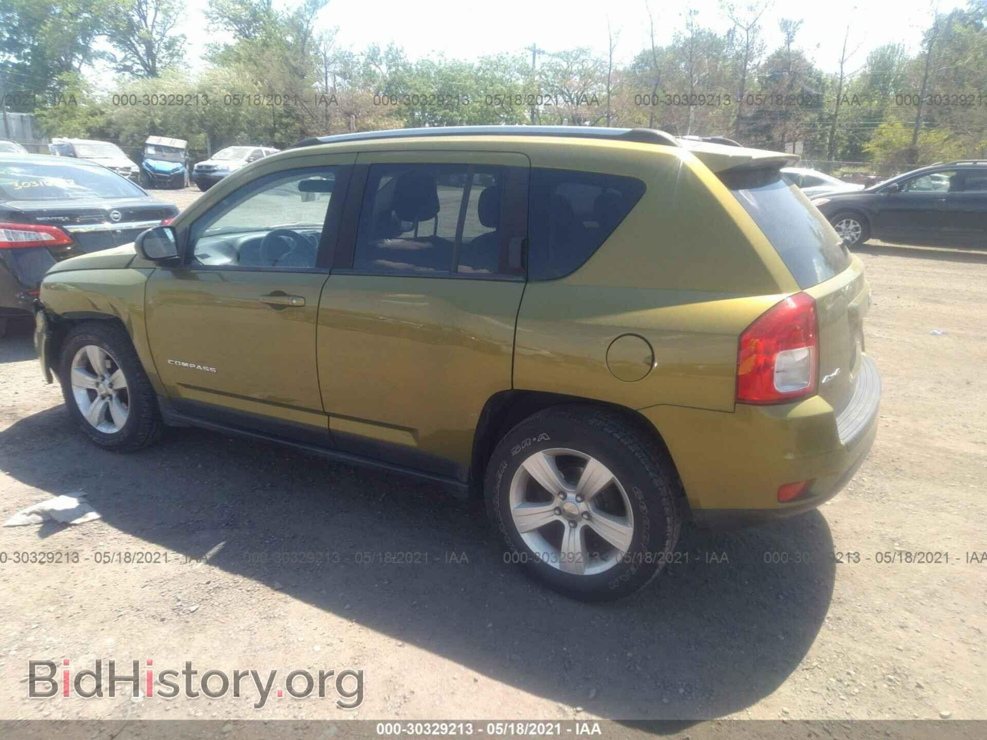 2012 JEEP COMPASS - VIN: 1C4NJDEB7CD563967 - Фото 3