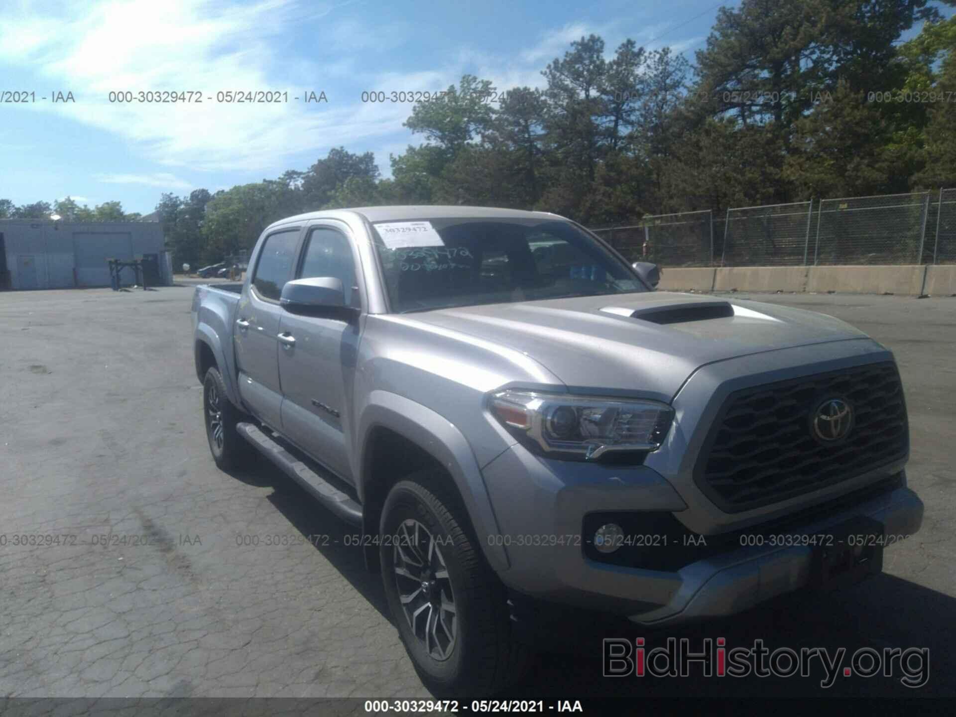 Photo 5TFCZ5AN4LX240738 - TOYOTA TACOMA 4WD 2020