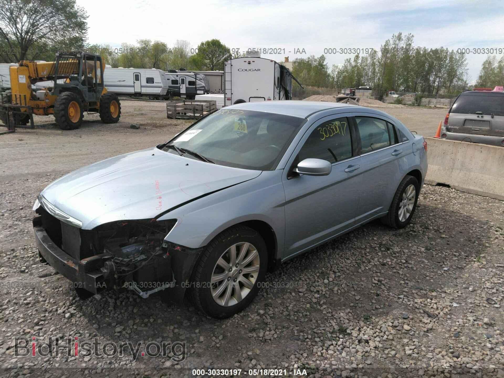 2012 CHRYSLER 200 - VIN: 1C3CCBBB5CN189870 - Фото 2